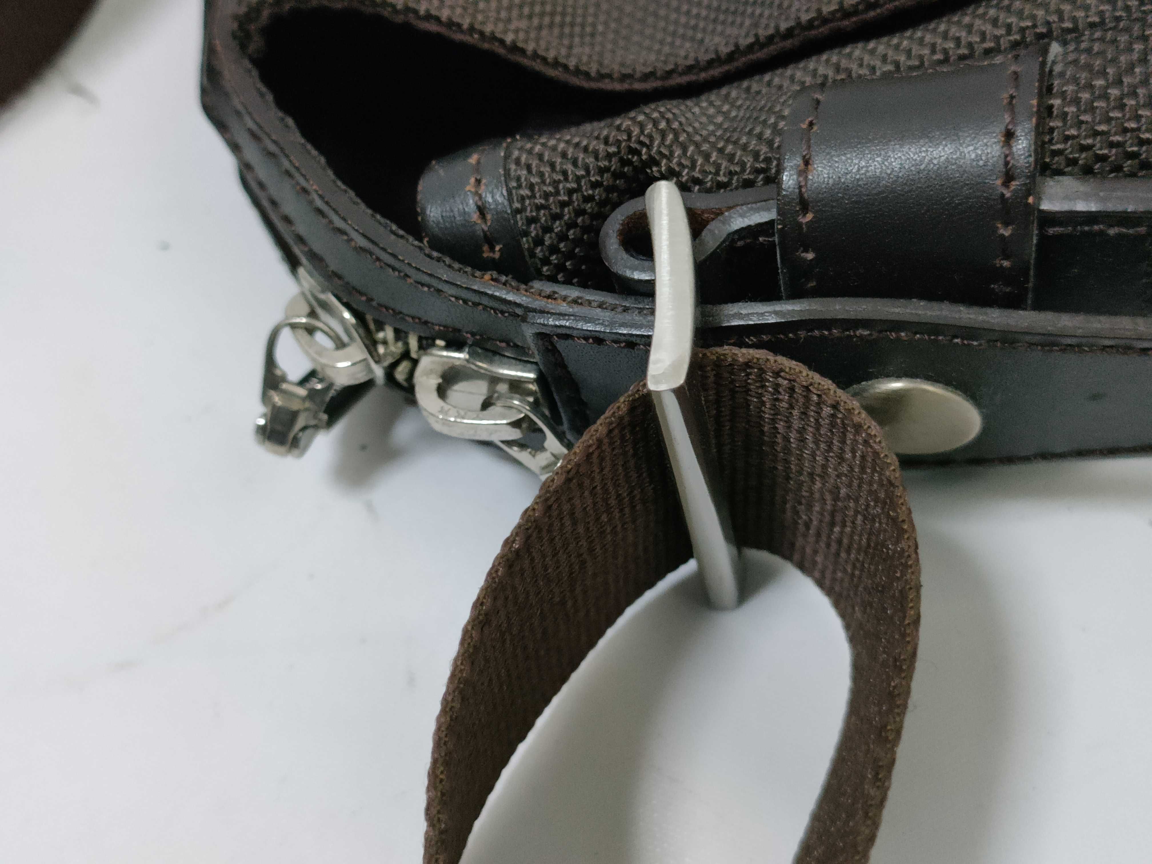 Black Label Shoulder Bag — view 5