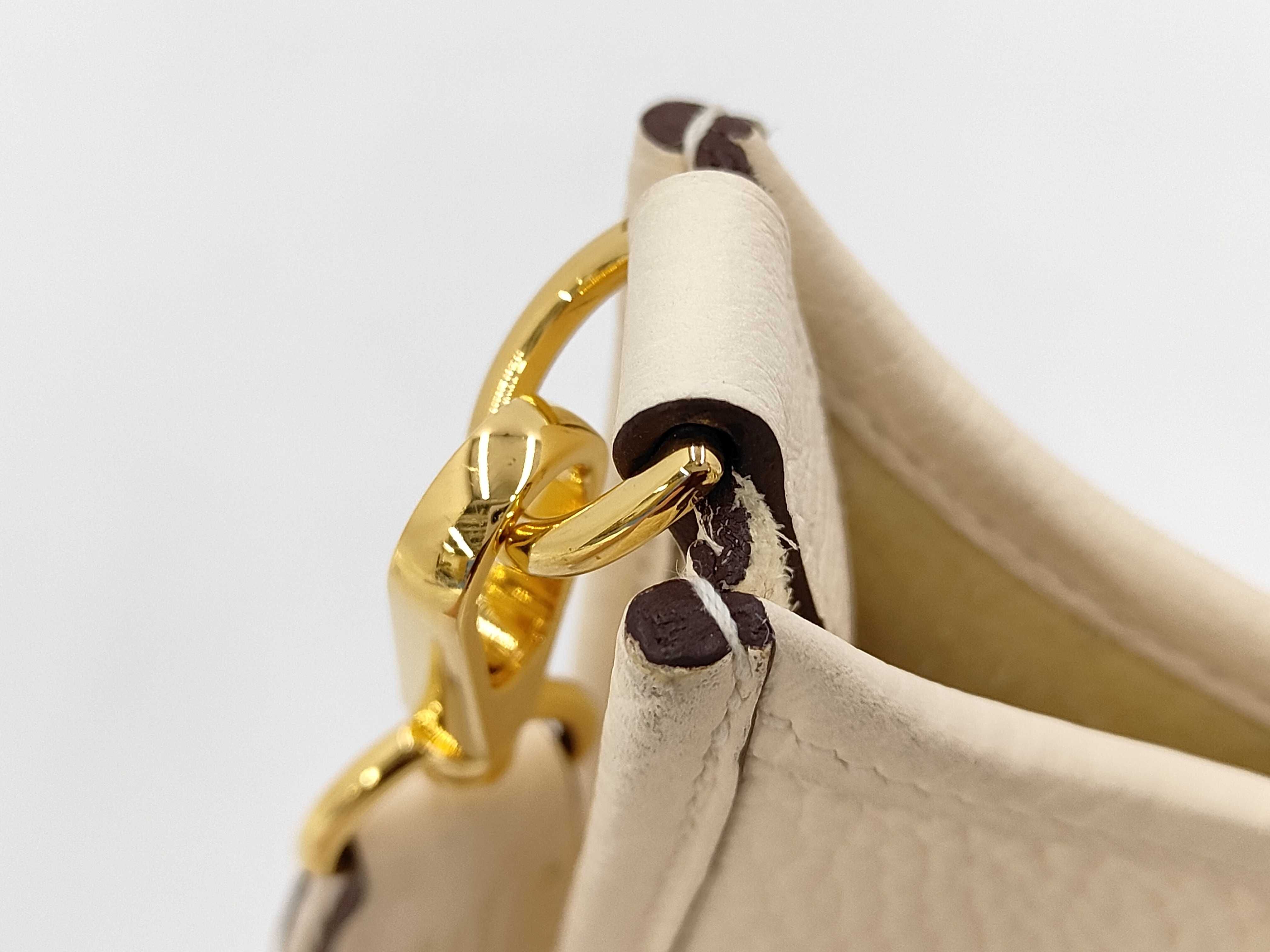 Evelyne TPM Taurillon Clemence Off-White Gold Hardware K Stamp Shoulder Bag — view 7
