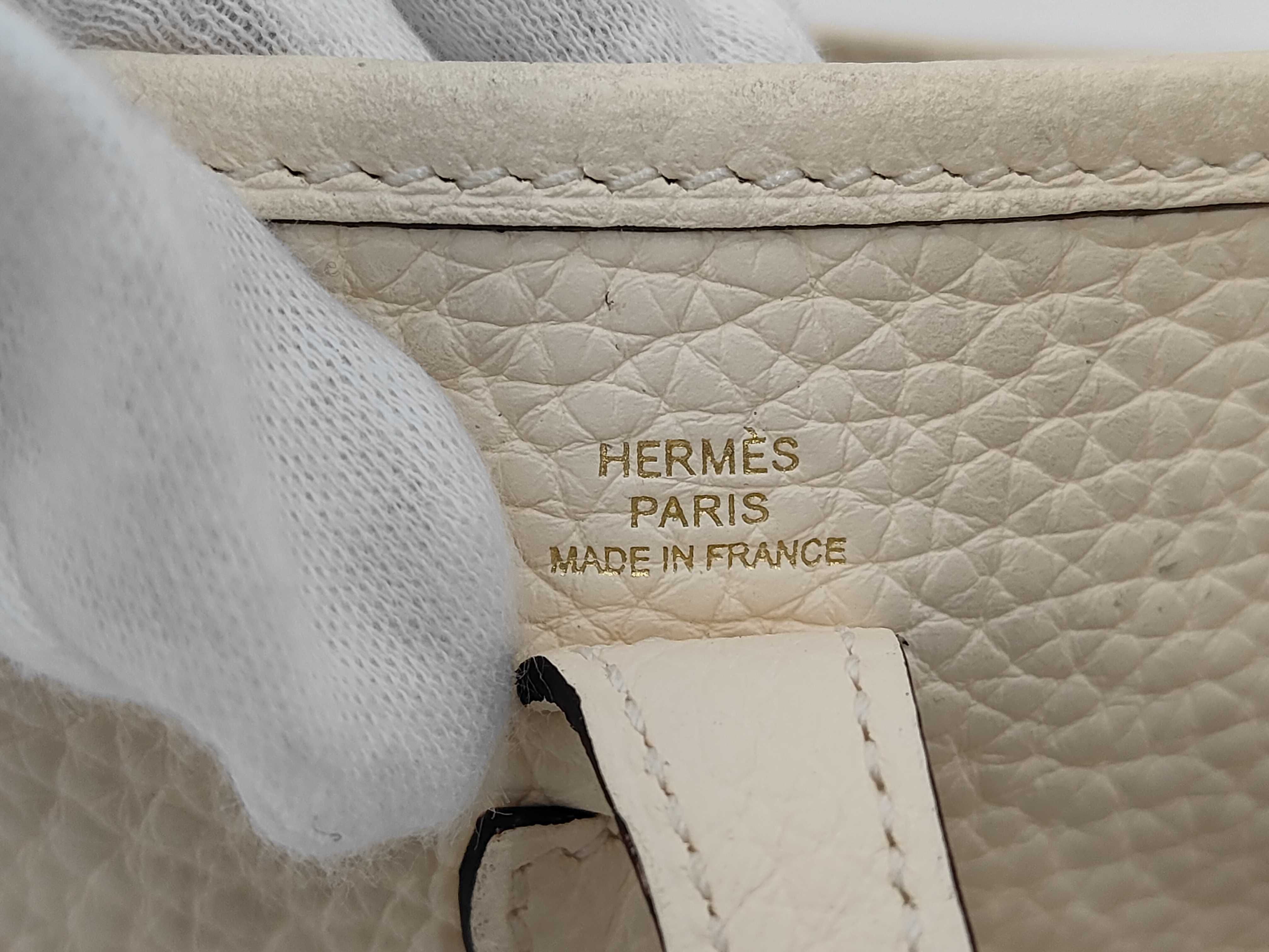 Evelyne TPM Taurillon Clemence Off-White Gold Hardware K Stamp Shoulder Bag — view 9