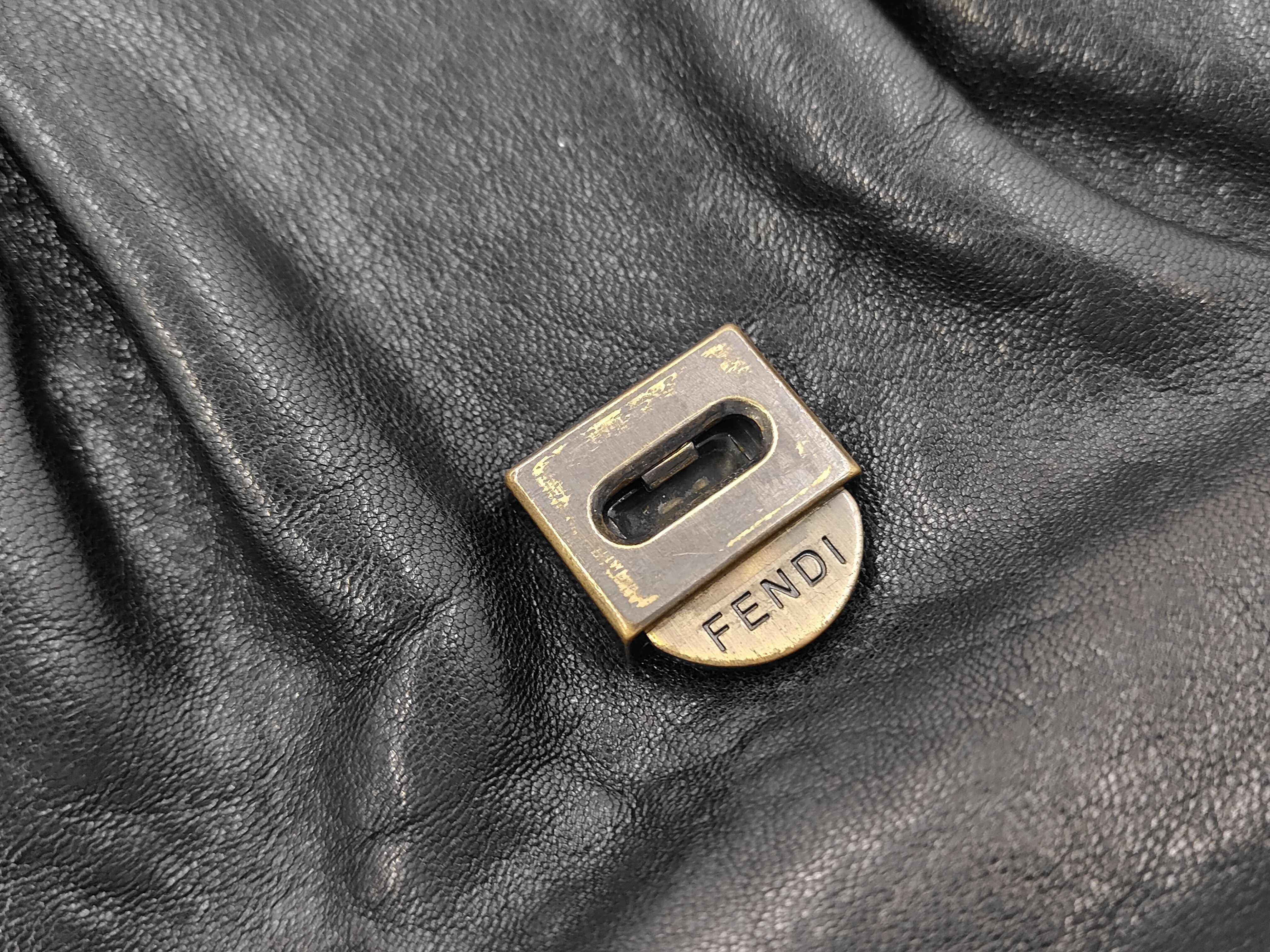 handbag — view 11