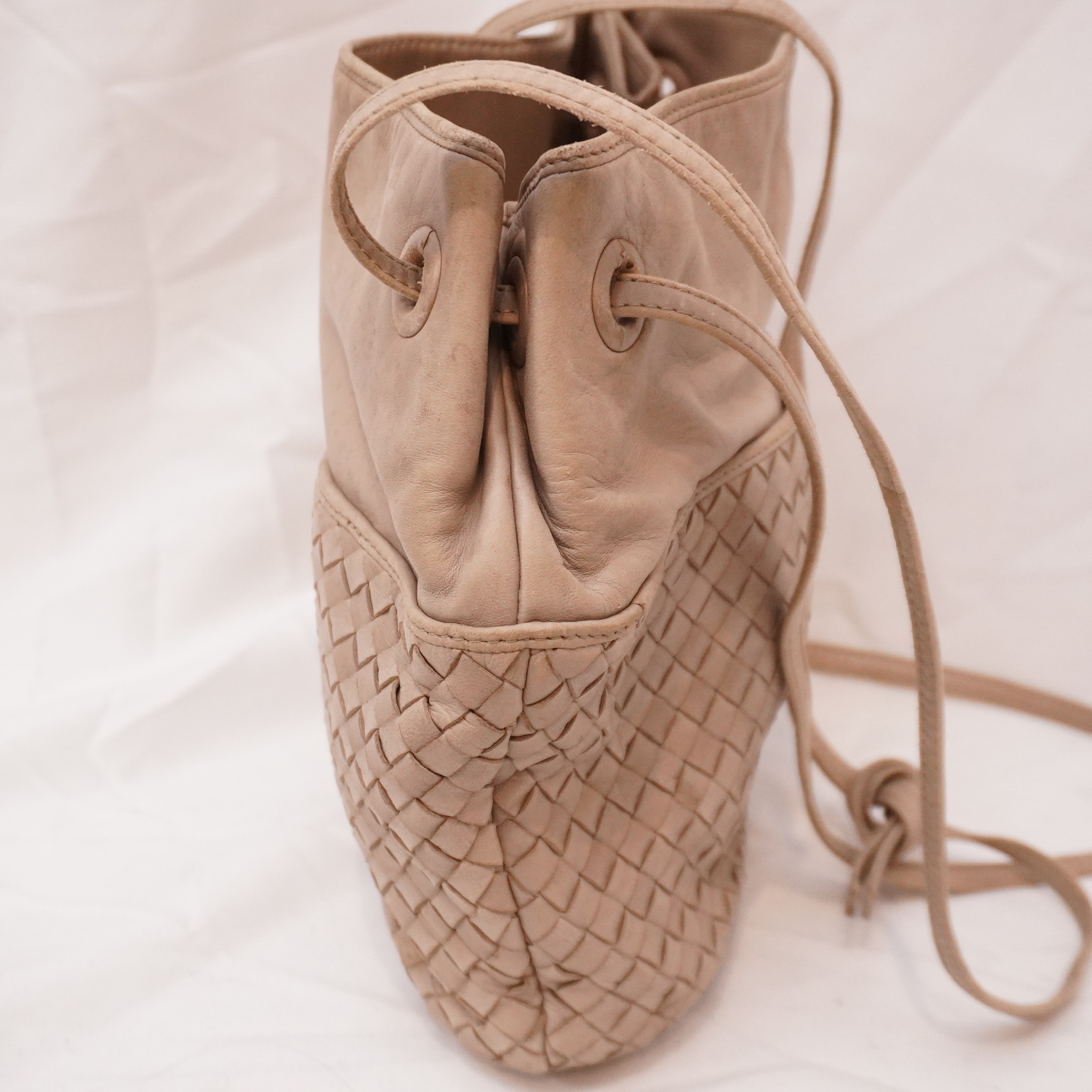 Intrecciato Leather Shoulder Bag — view 11