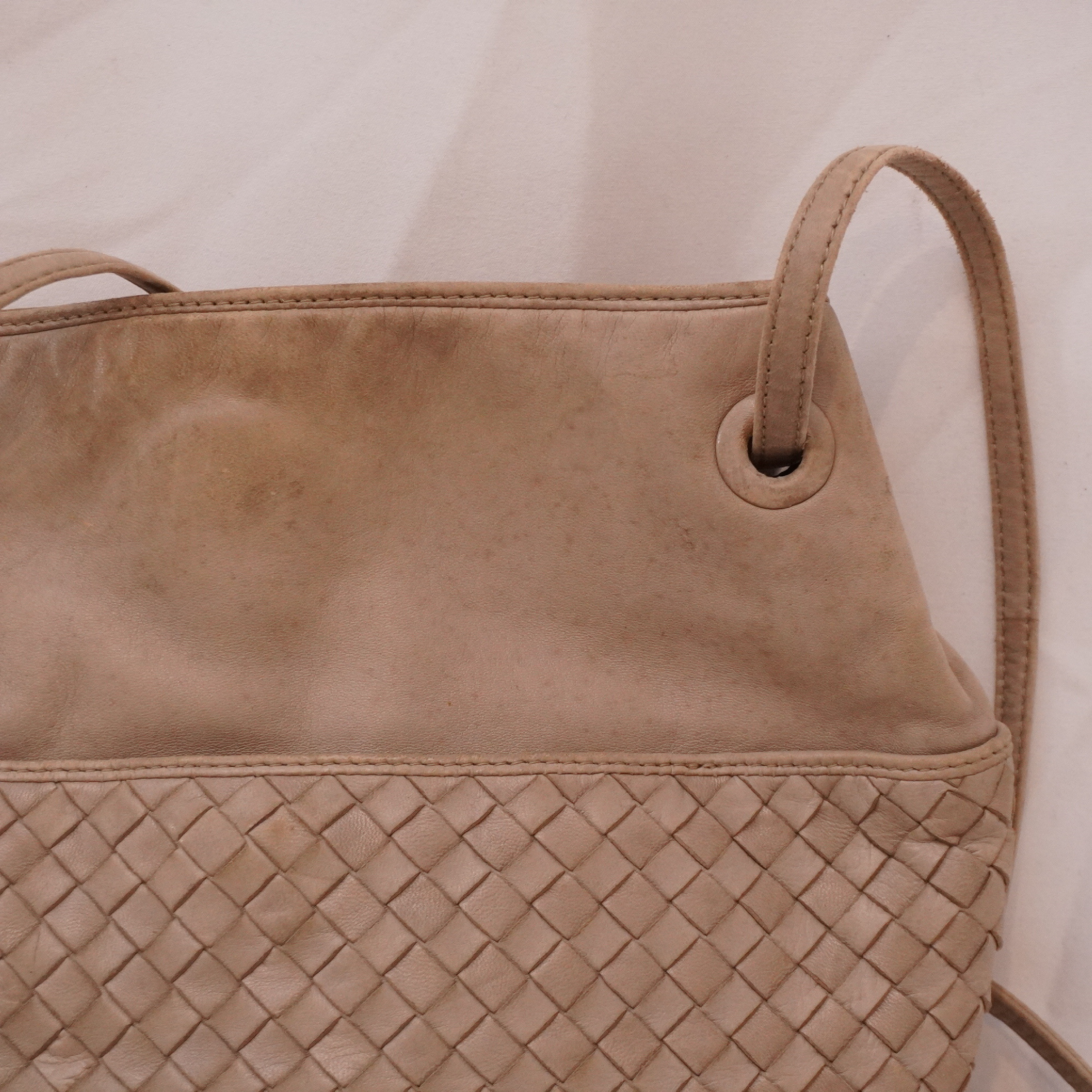 Intrecciato Leather Shoulder Bag — view 10