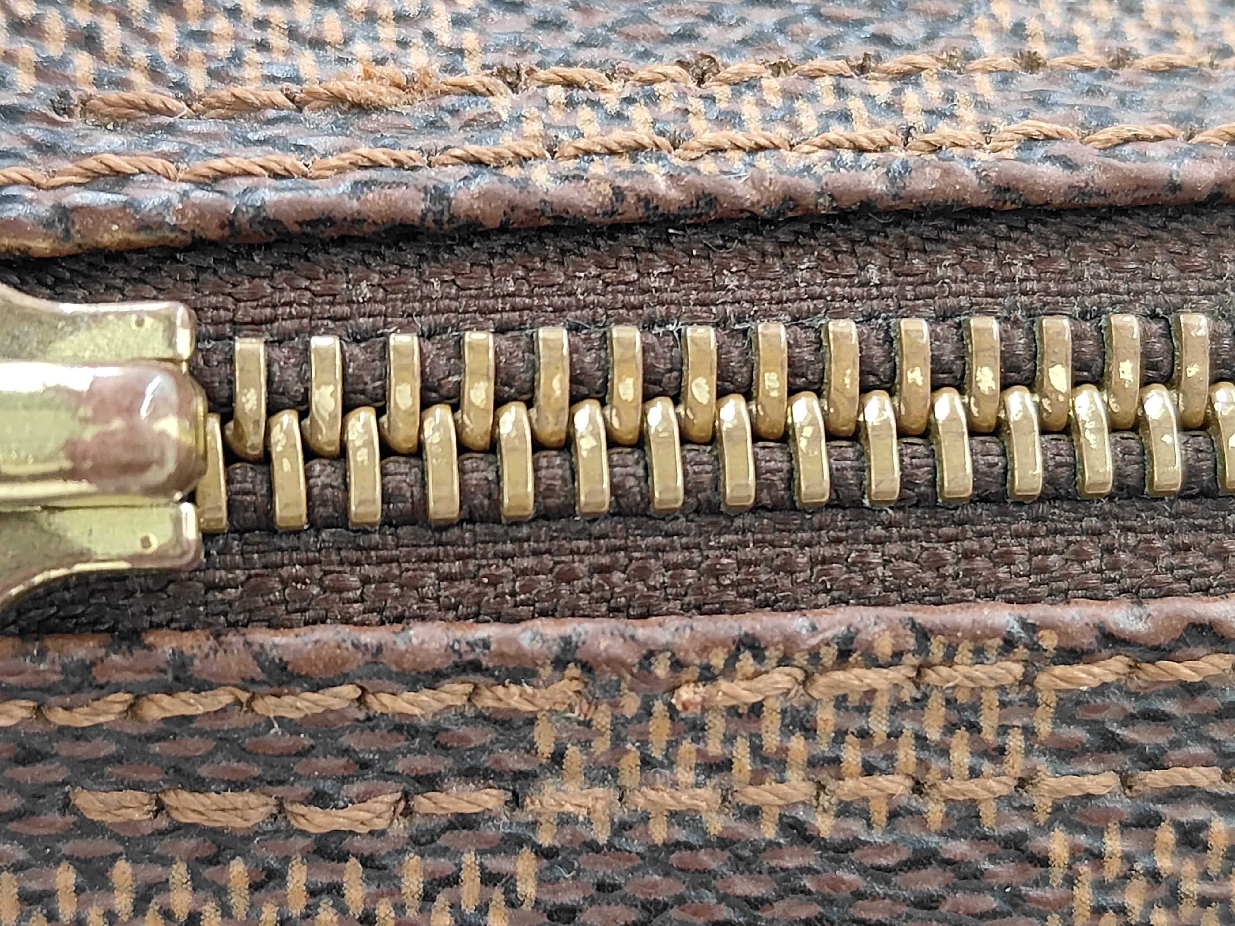 Damier LV Damier Papillon GM Handbag — view 8