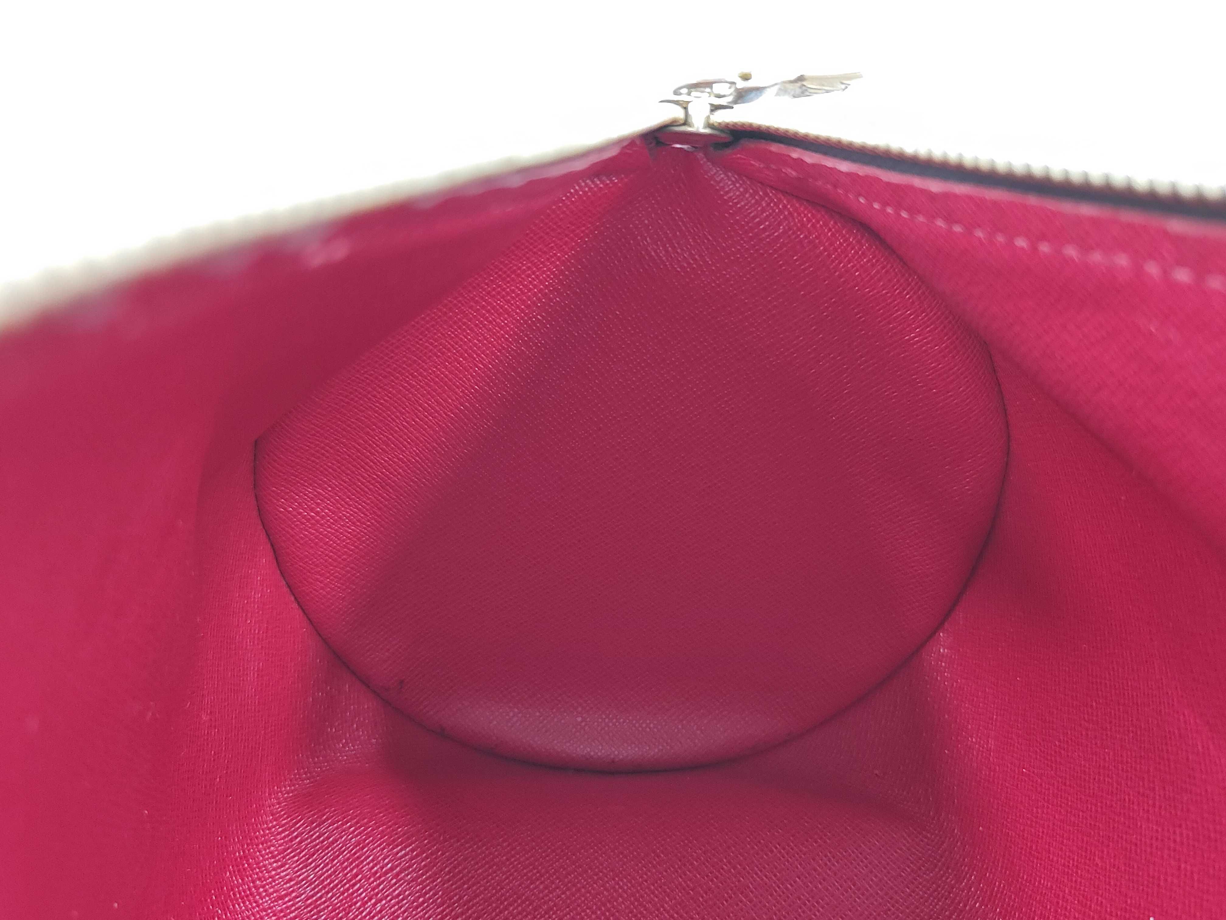 Damier LV Damier Papillon GM Handbag — view 10
