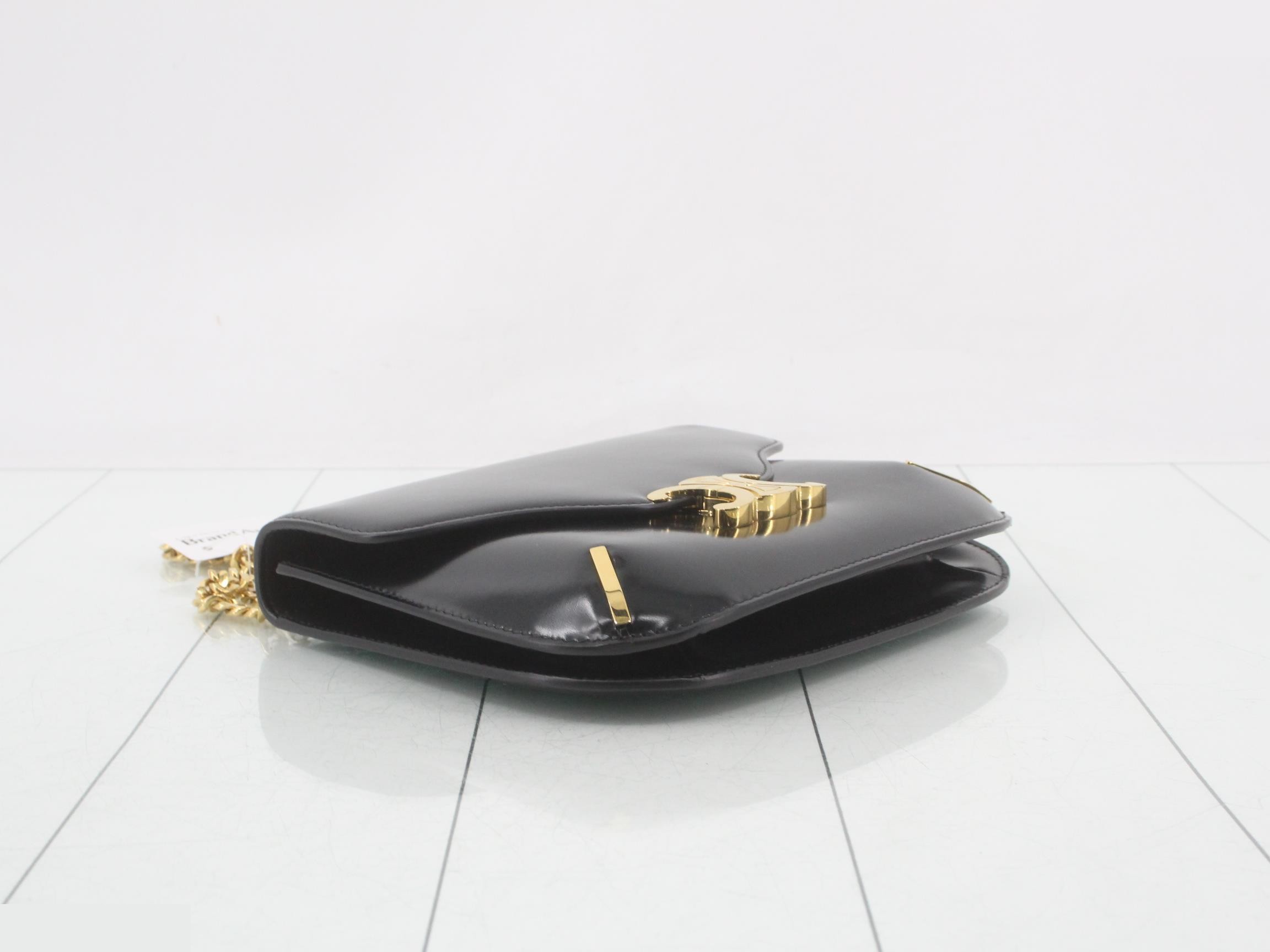 Triomphe Leather Chain Shoulder Bag — view 5