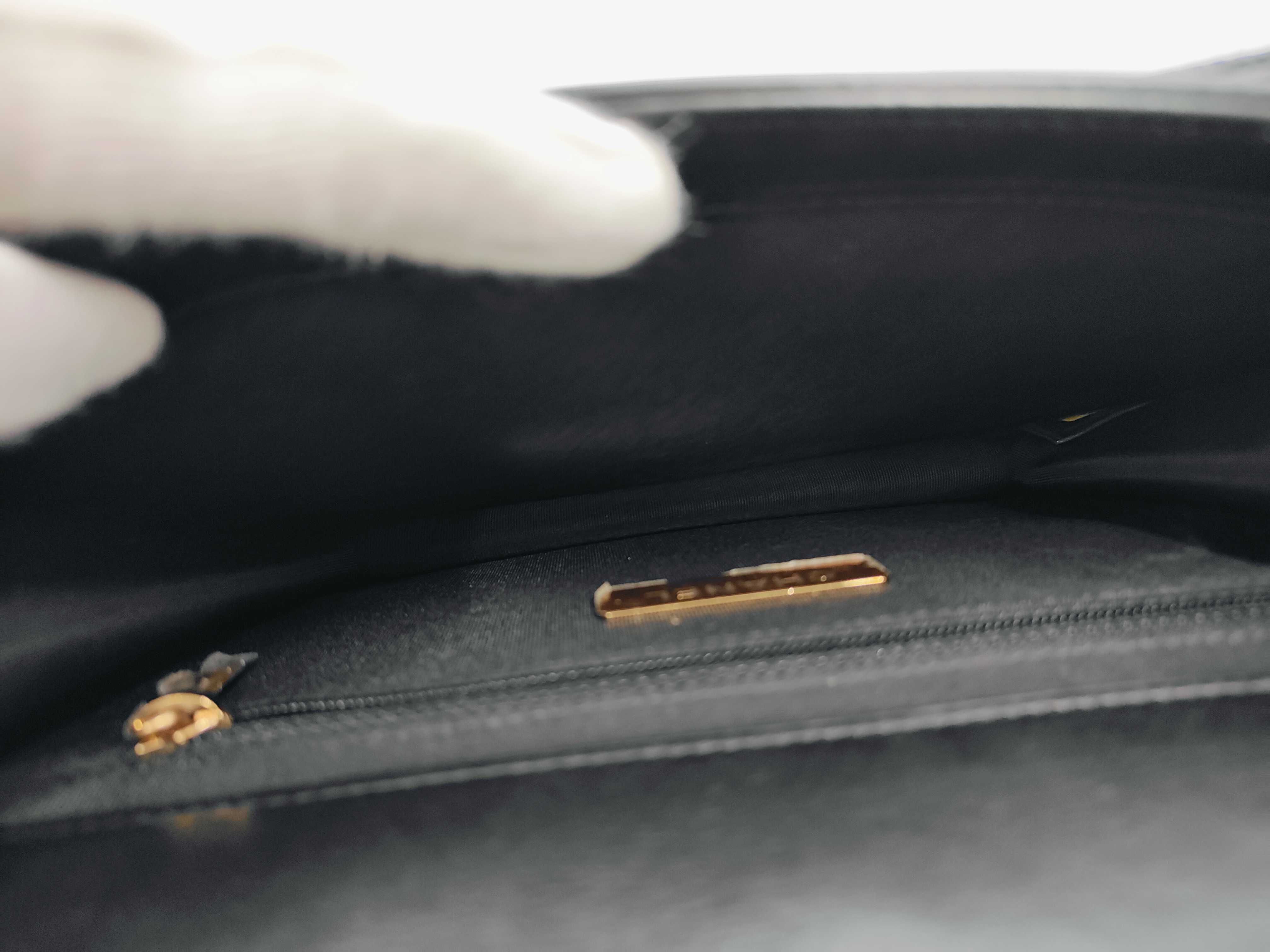 Classic Flap CF Bombay Black Quilted Calfskin Shoulder Bag #28 with Card Holder (Medium Size) — view 10