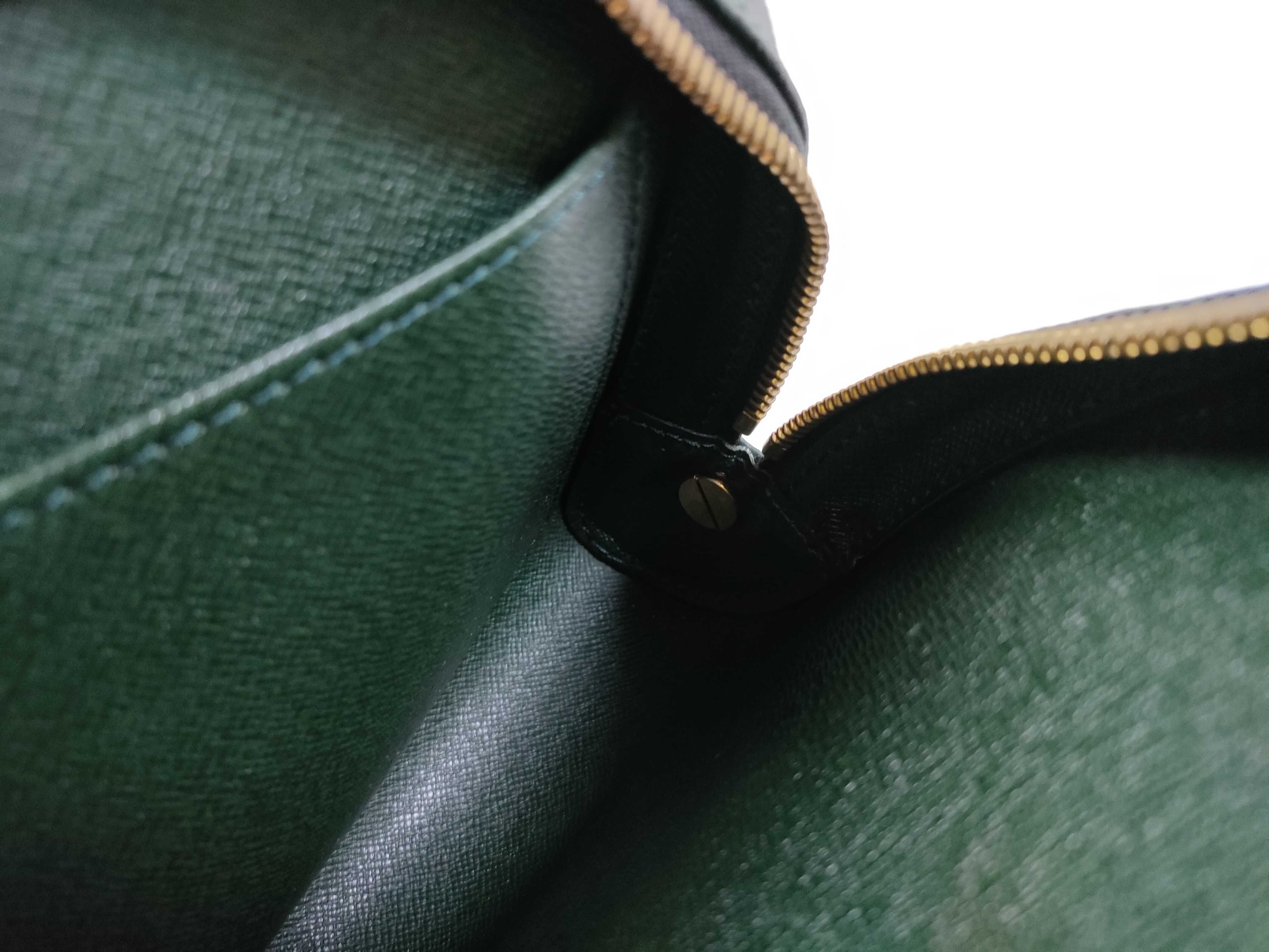 Taiga Louis Vuitton Taiga Baikal Second Bag — view 11