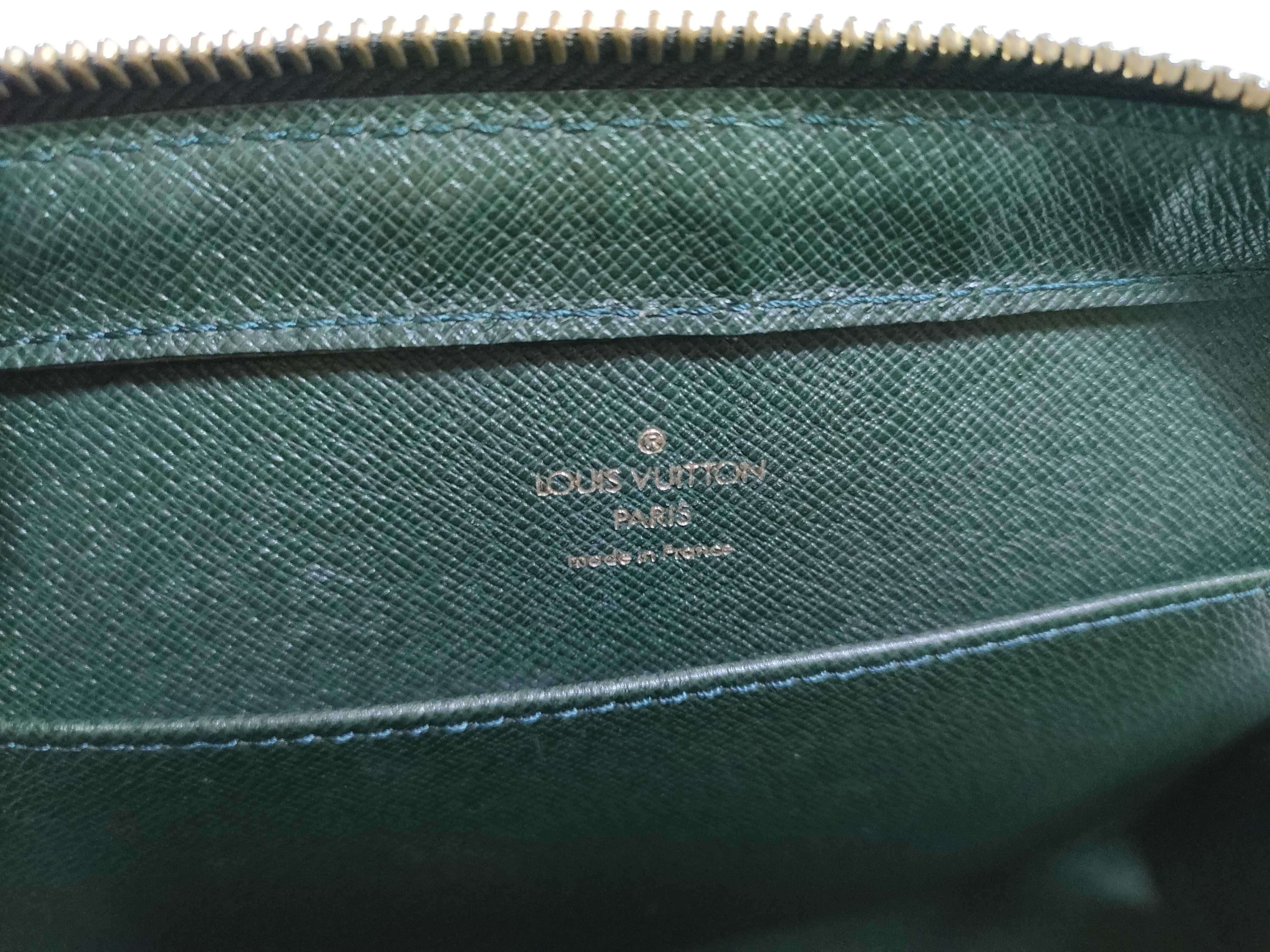 Taiga Louis Vuitton Taiga Baikal Second Bag — view 9