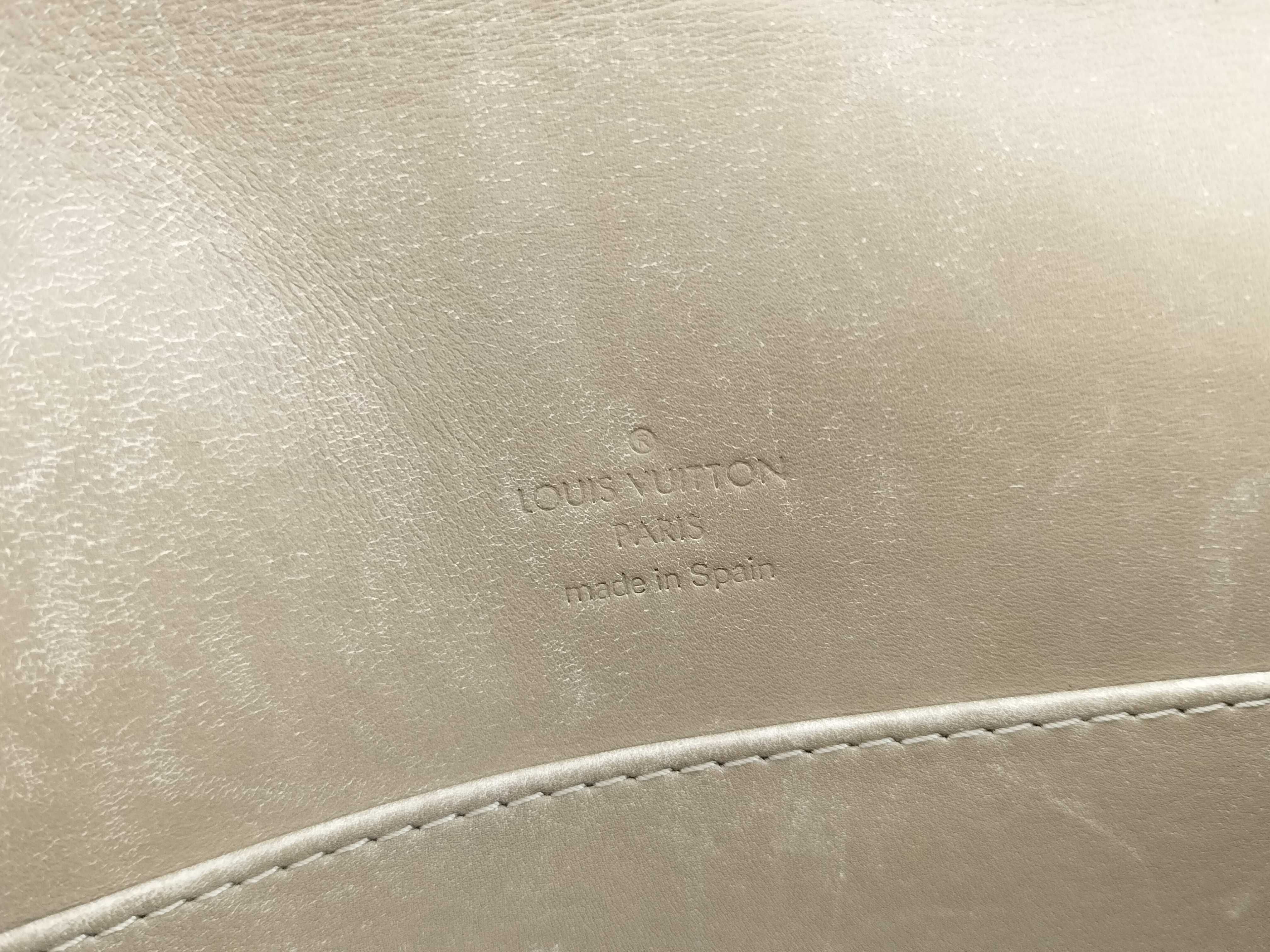 Vernis Louis Vuitton Thompson Street Shoulder Bag — view 12