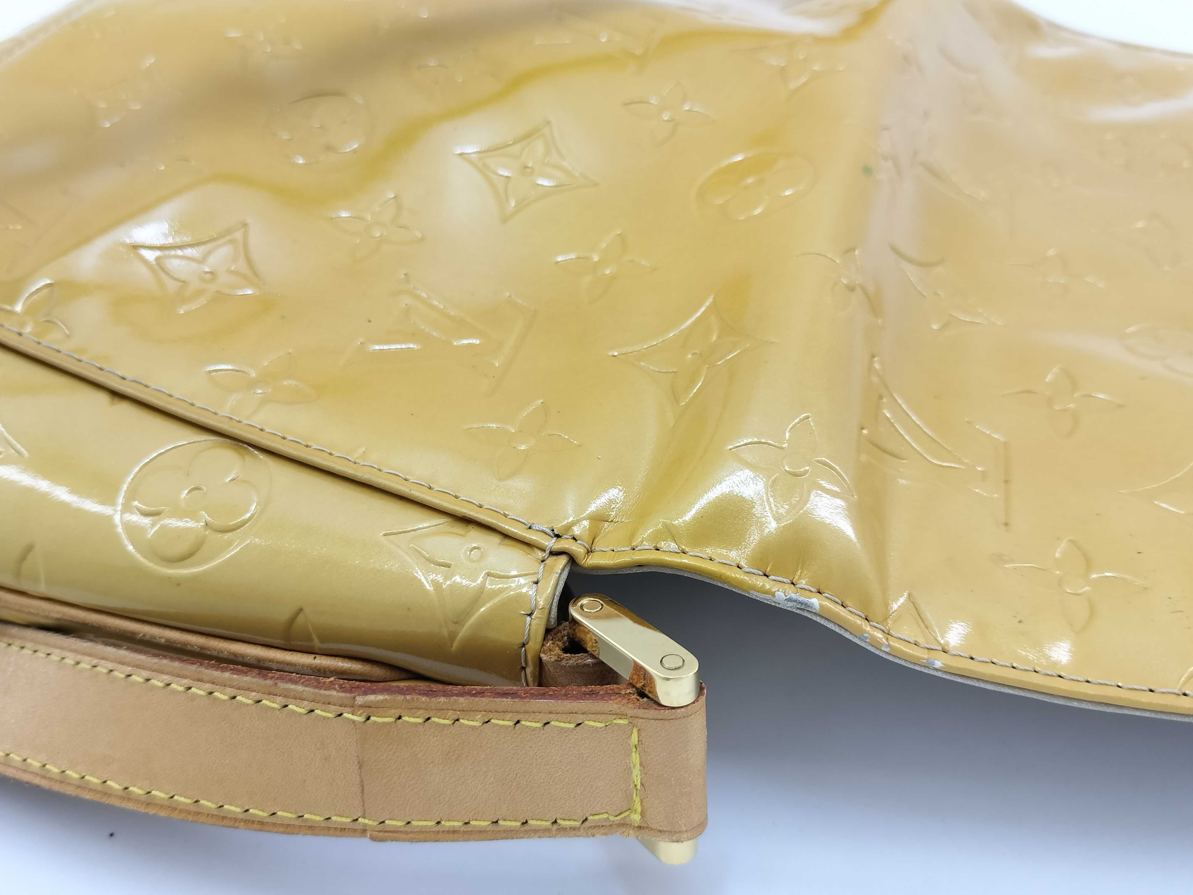 Vernis Louis Vuitton Thompson Street Shoulder Bag — view 14
