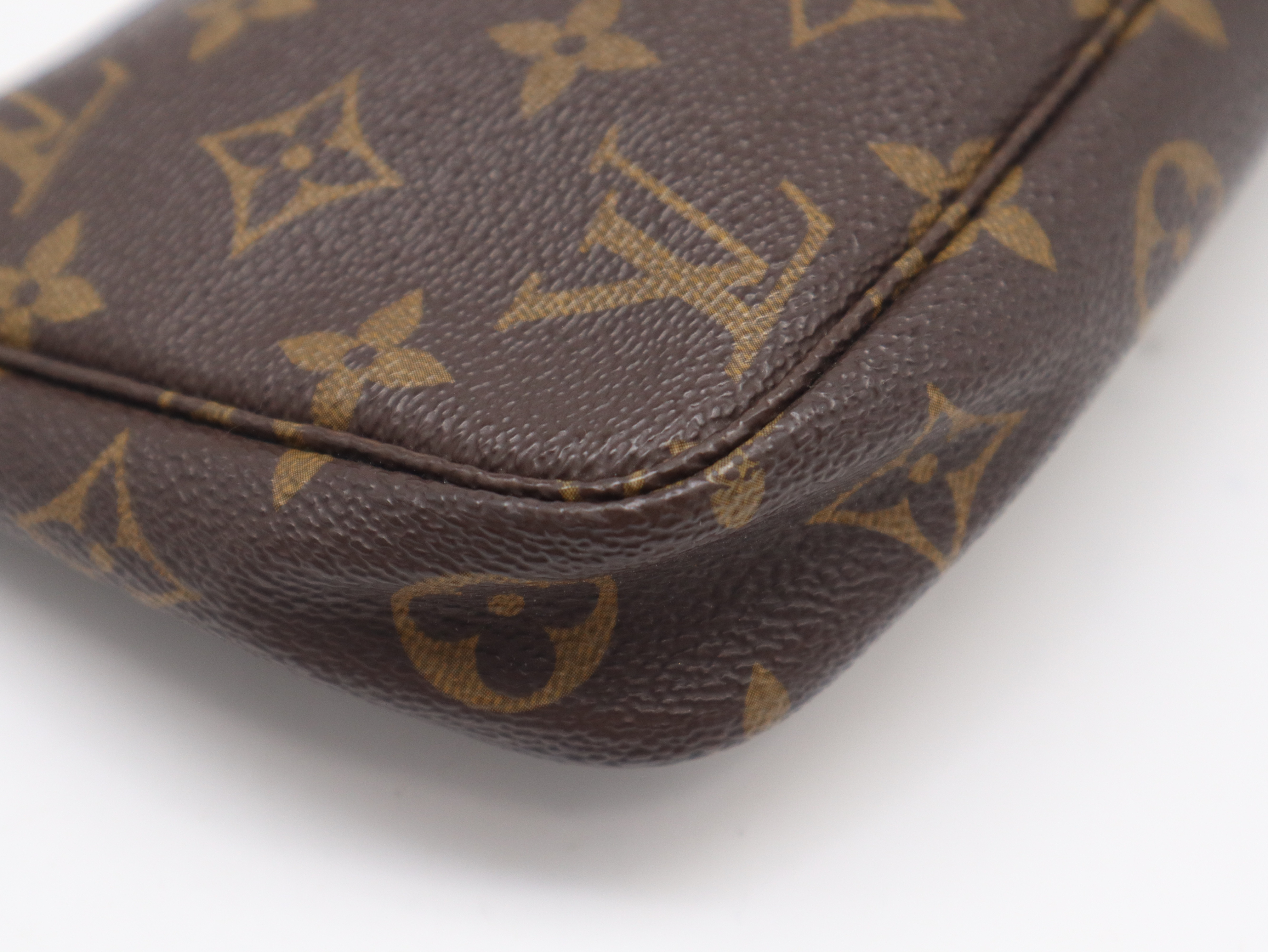 M51980 Monogram Pochette Accessoires Pouch — view 8