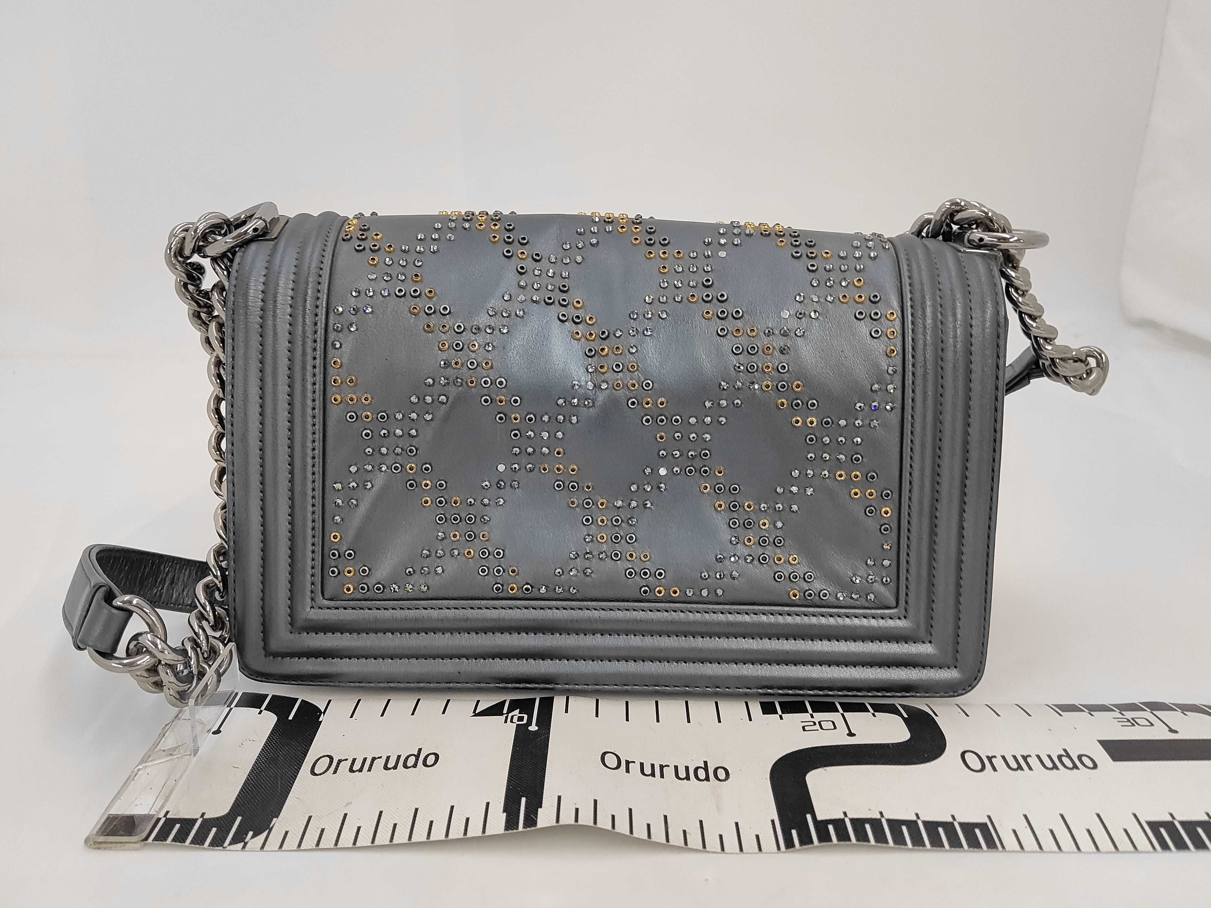 Boy Chanel Shoulder Bag — view 2