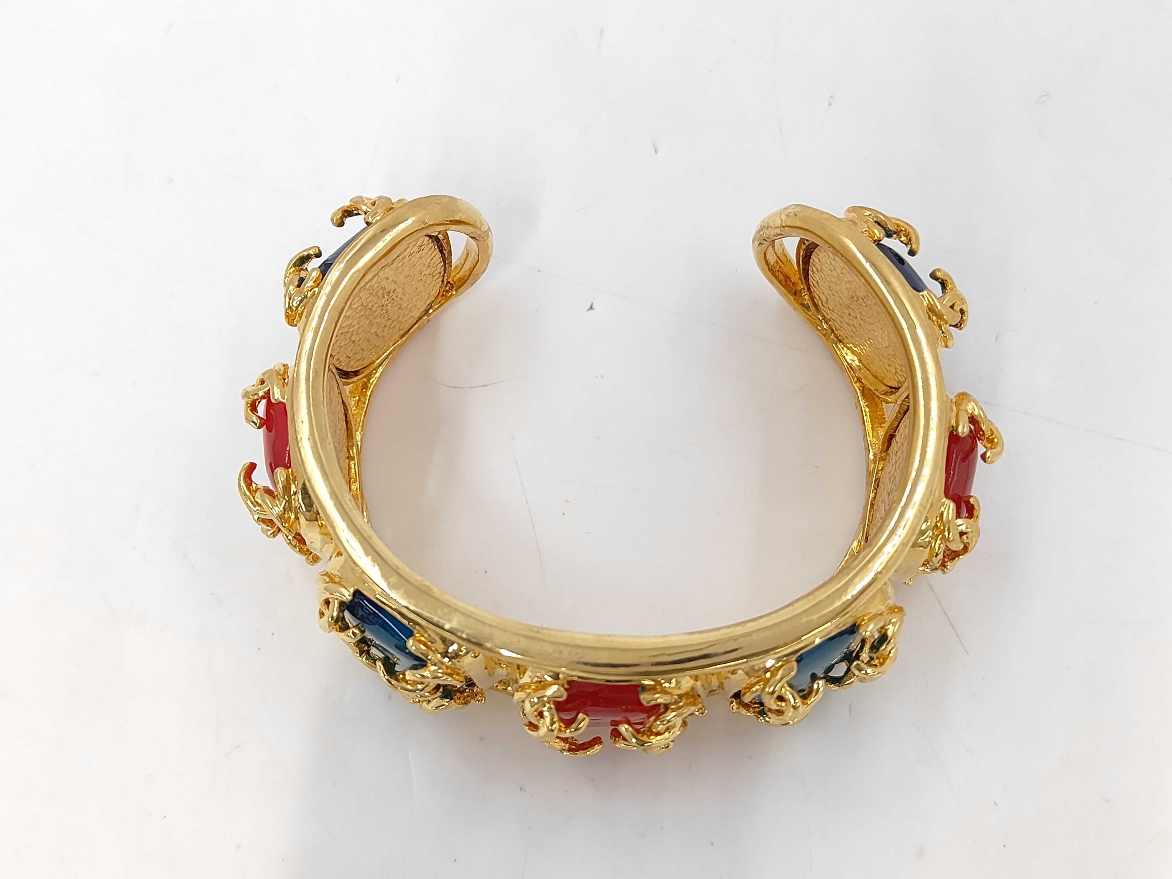 Coco Mark Gripoix Bangle 95A Bracelet/Bangle — view 2
