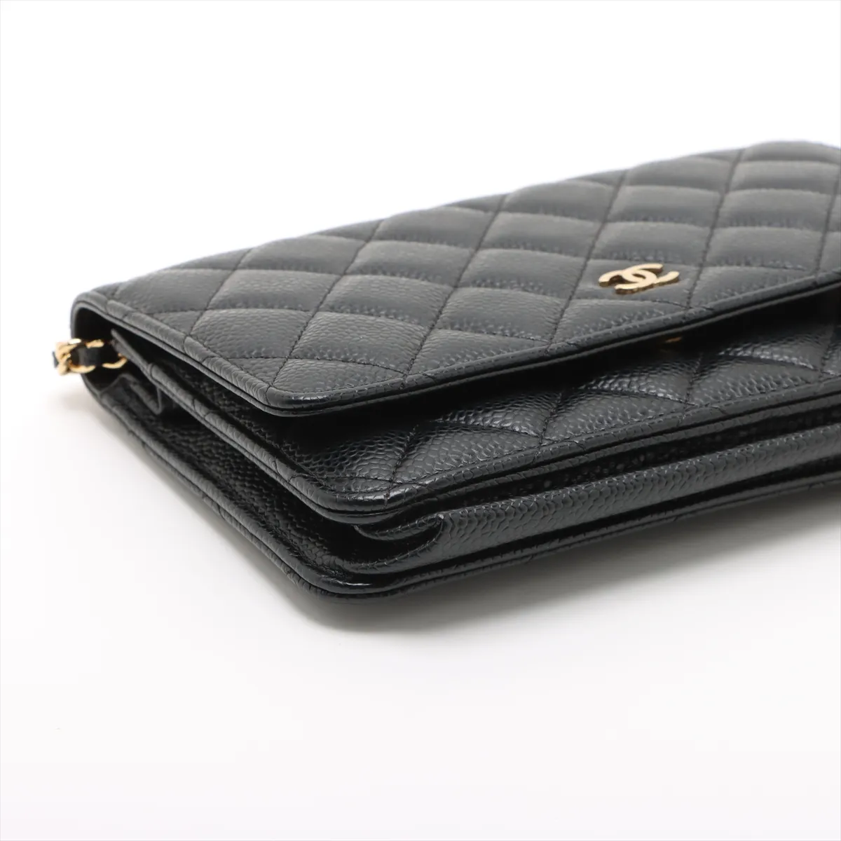Matelasse caviar skin chain wallet black gold hardware 29598892 29 series AP0250 — view 4