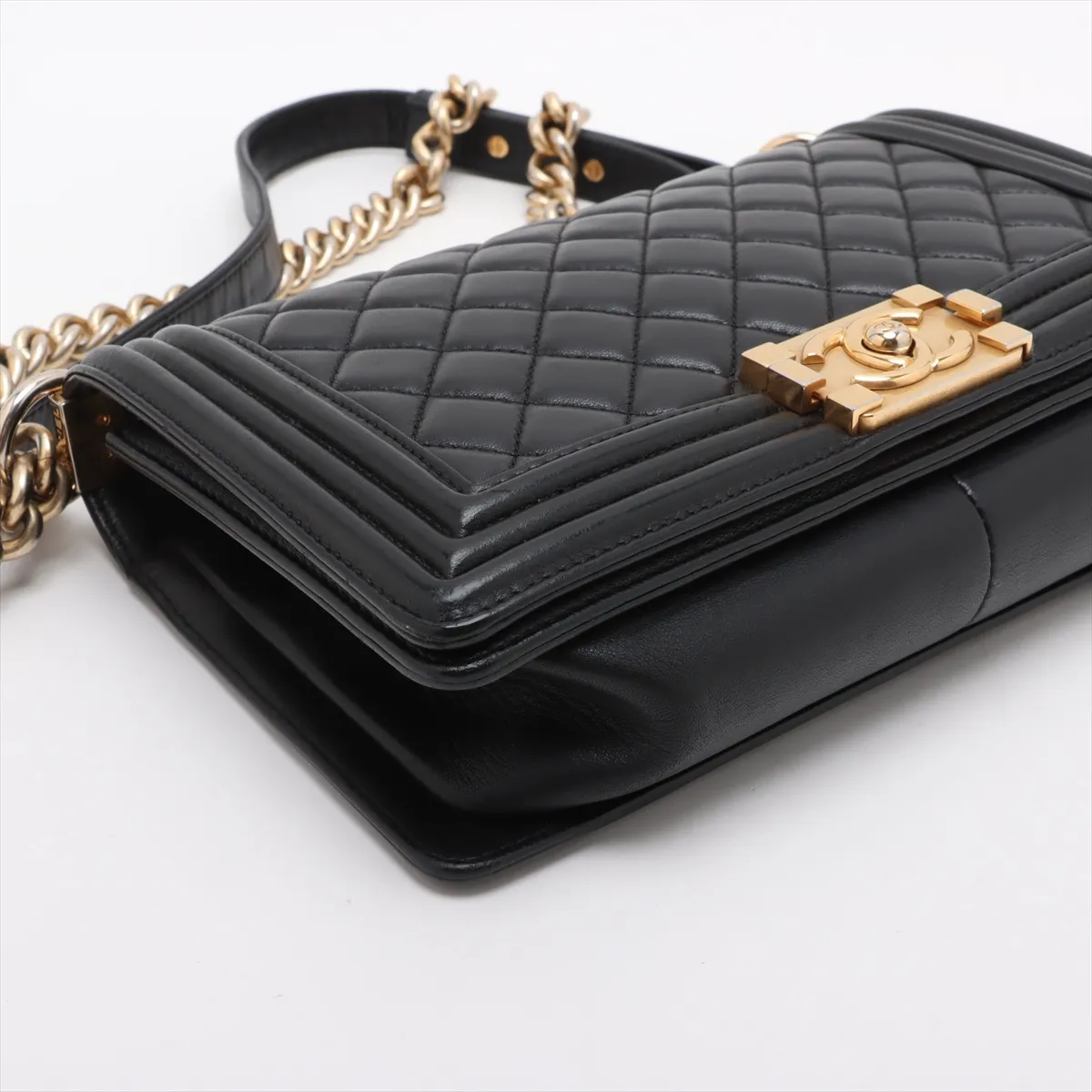 Boy Chanel 25 Lambskin Chain Shoulder Bag Black Gold Hardware 22160393 22nd Series A67086 — view 4