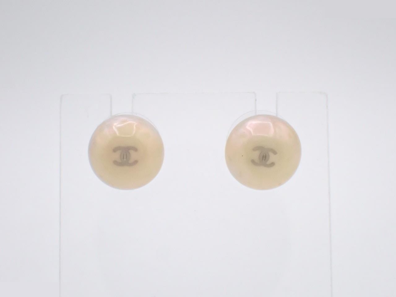 here mark earrings with rice 99P