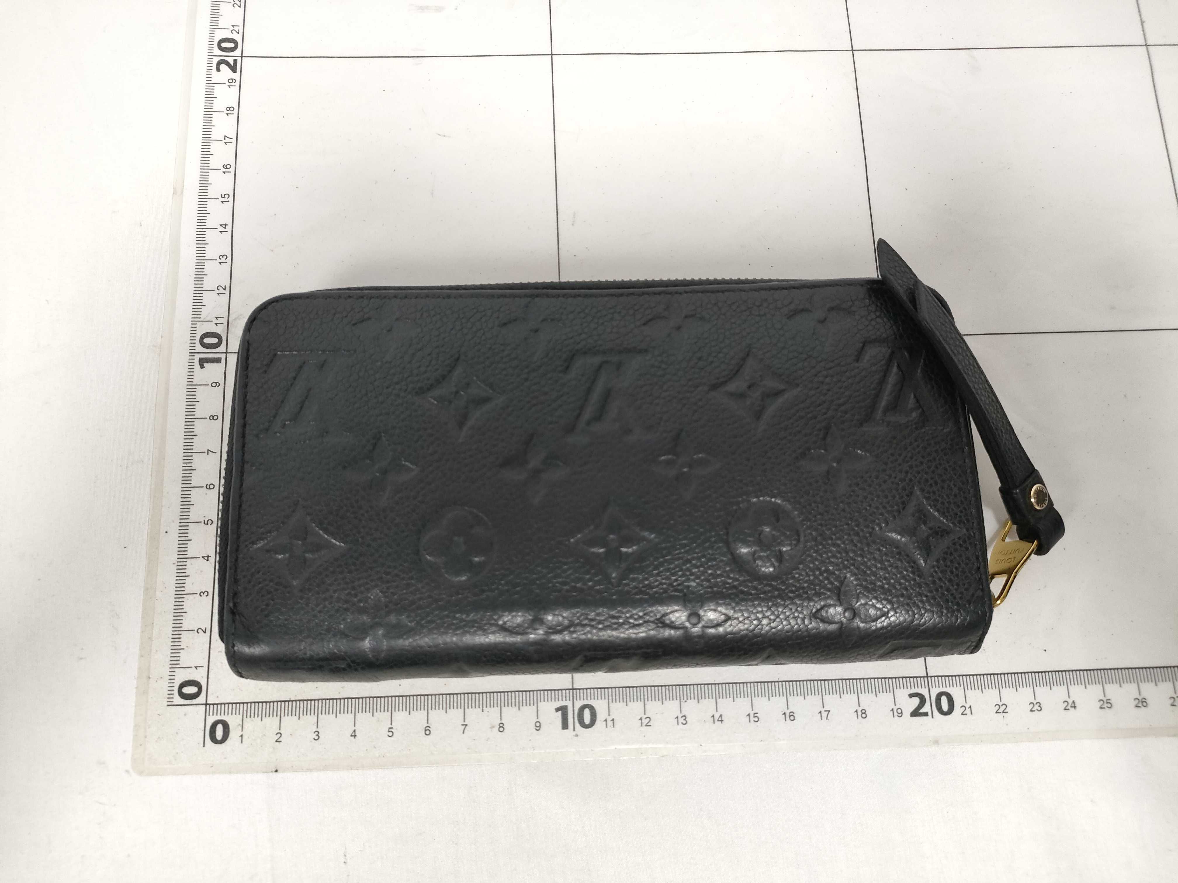 Monogram Empreinte Louis Vuitton Zippy Wallet Monogram Empreinte Noir M61864 SP2175 Wallet — view 2