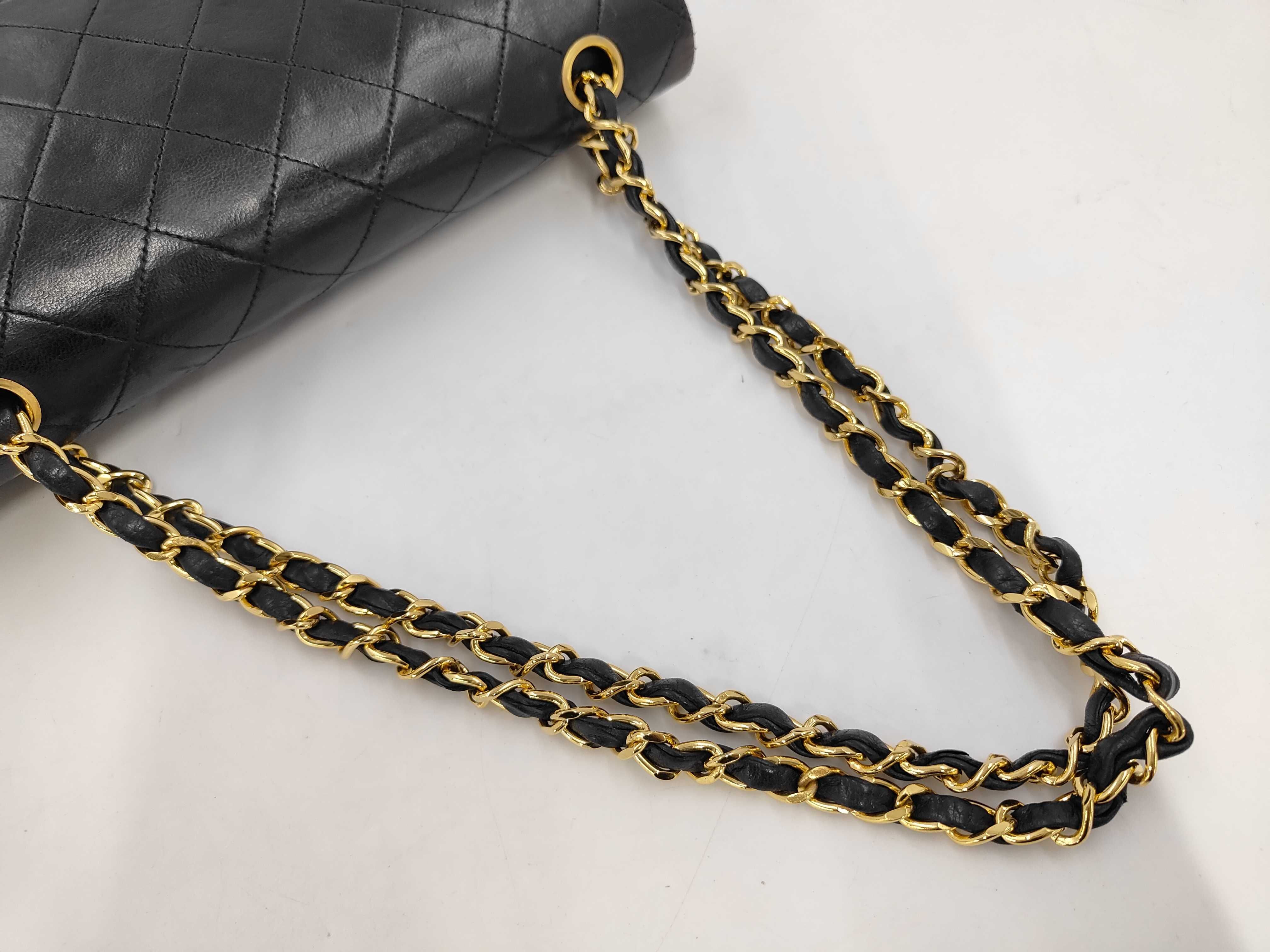 Matelassé 25 Lambskin Double Flap Double Chain Shoulder Bag — view 5