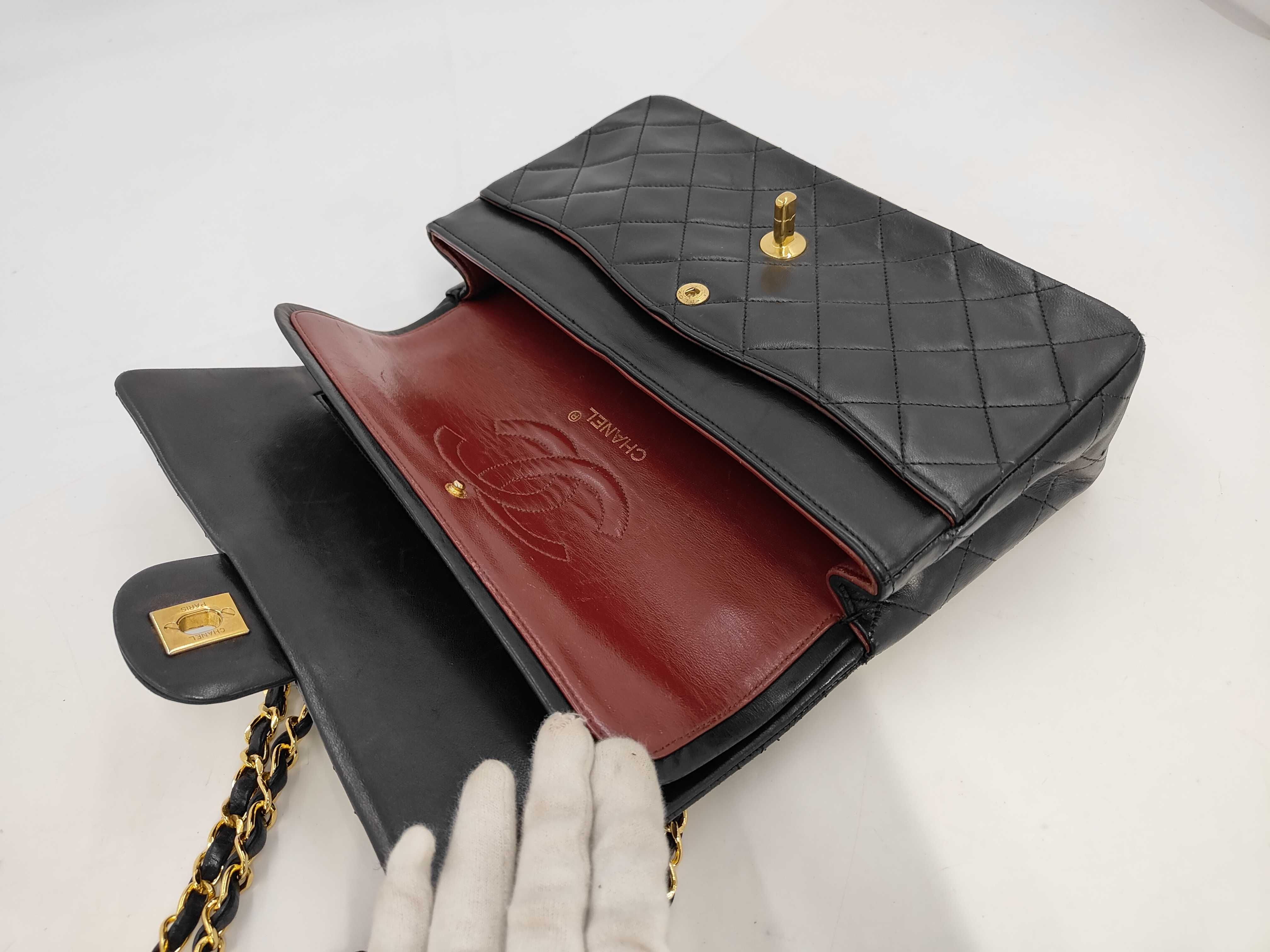 Matelassé 25 Lambskin Double Flap Double Chain Shoulder Bag — view 9