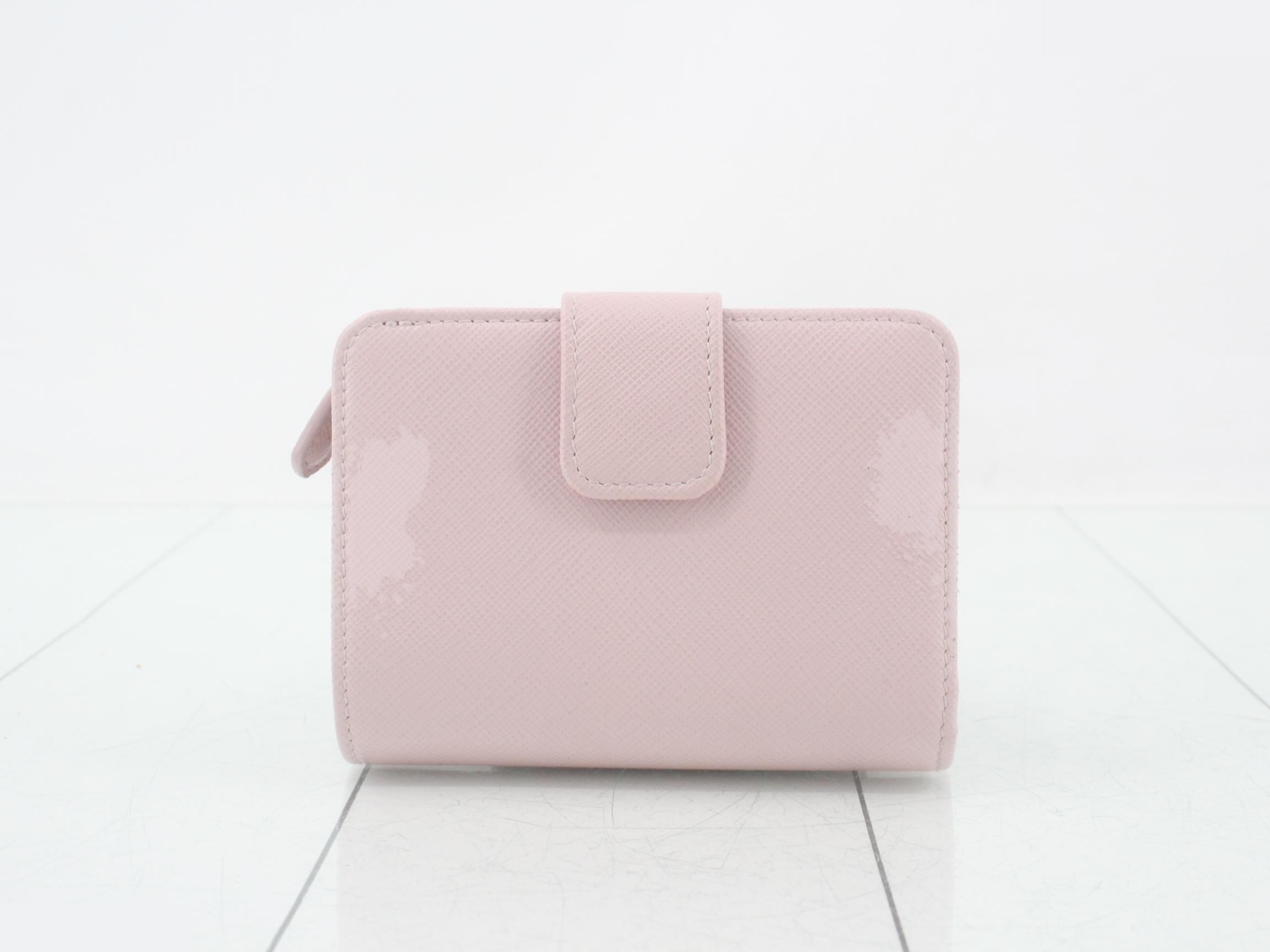 Triangle logo bifold wallet, pink leather — view 2