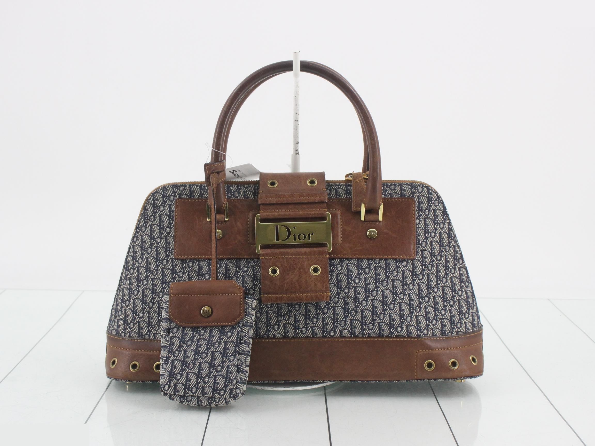 Trotter (bag) - handbag