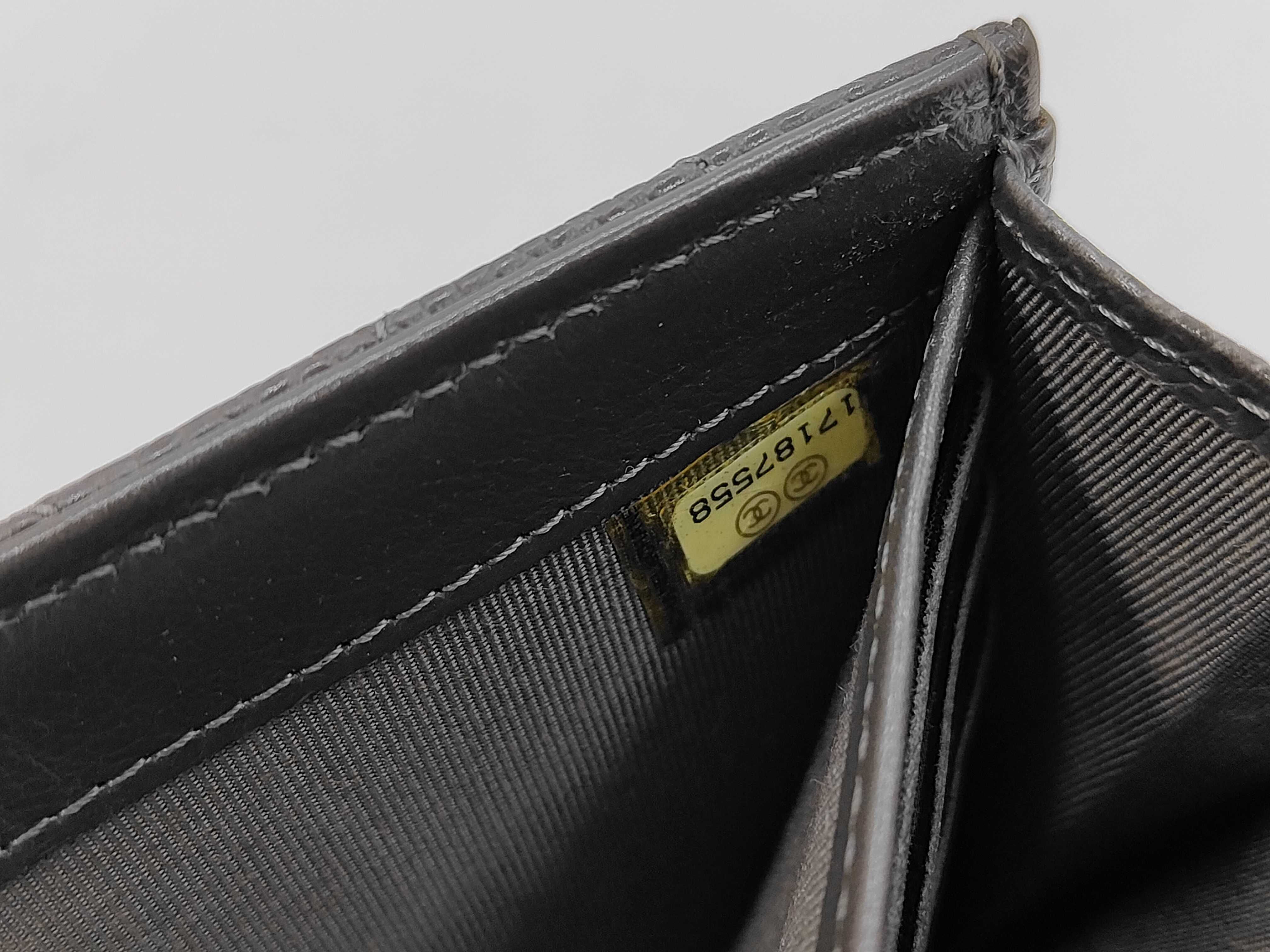 Bifold Long Wallet Caviar Skin Gray 17187558 Wallet — view 8