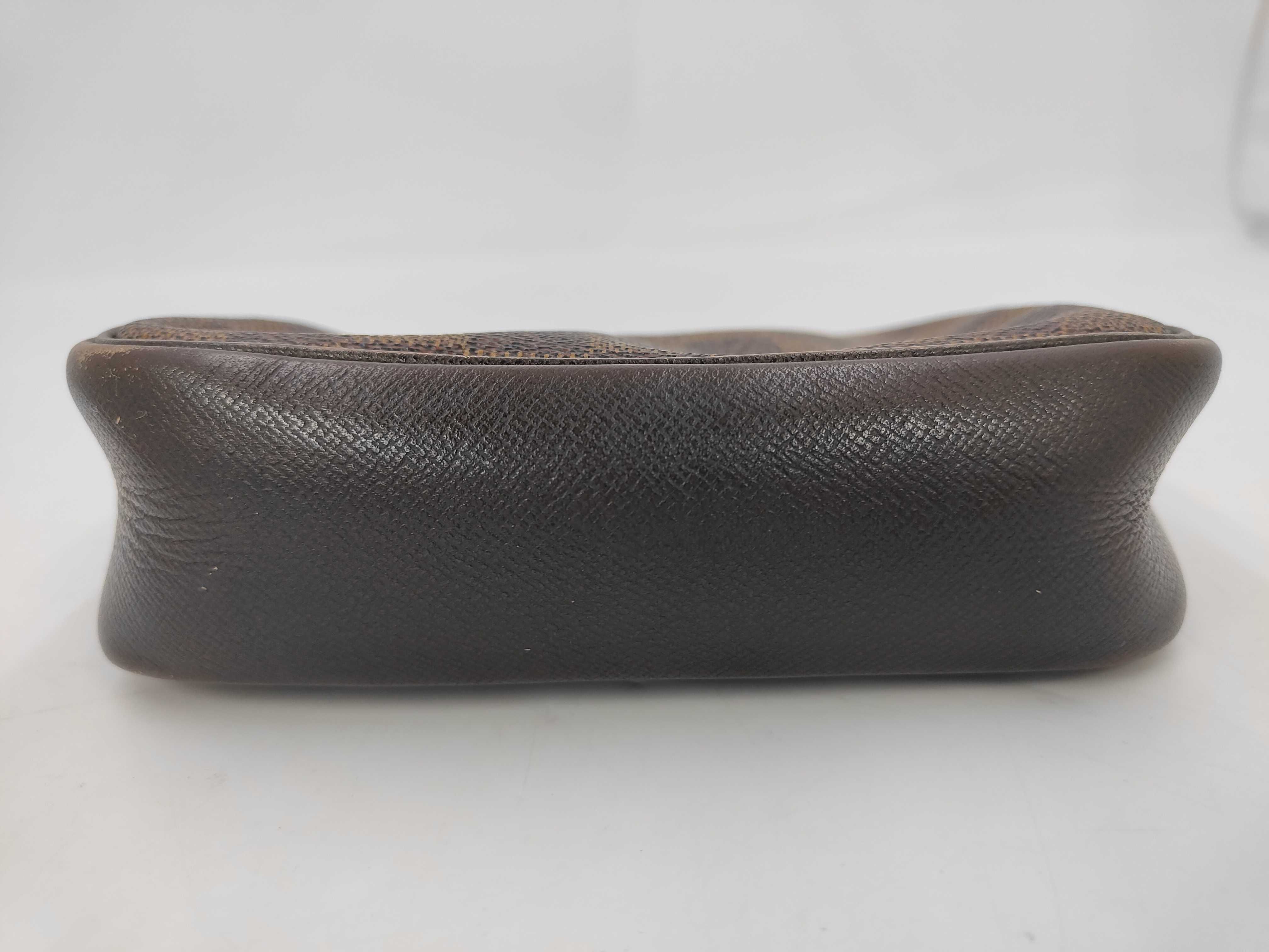 Damier Trousse Makeup Bag — view 6