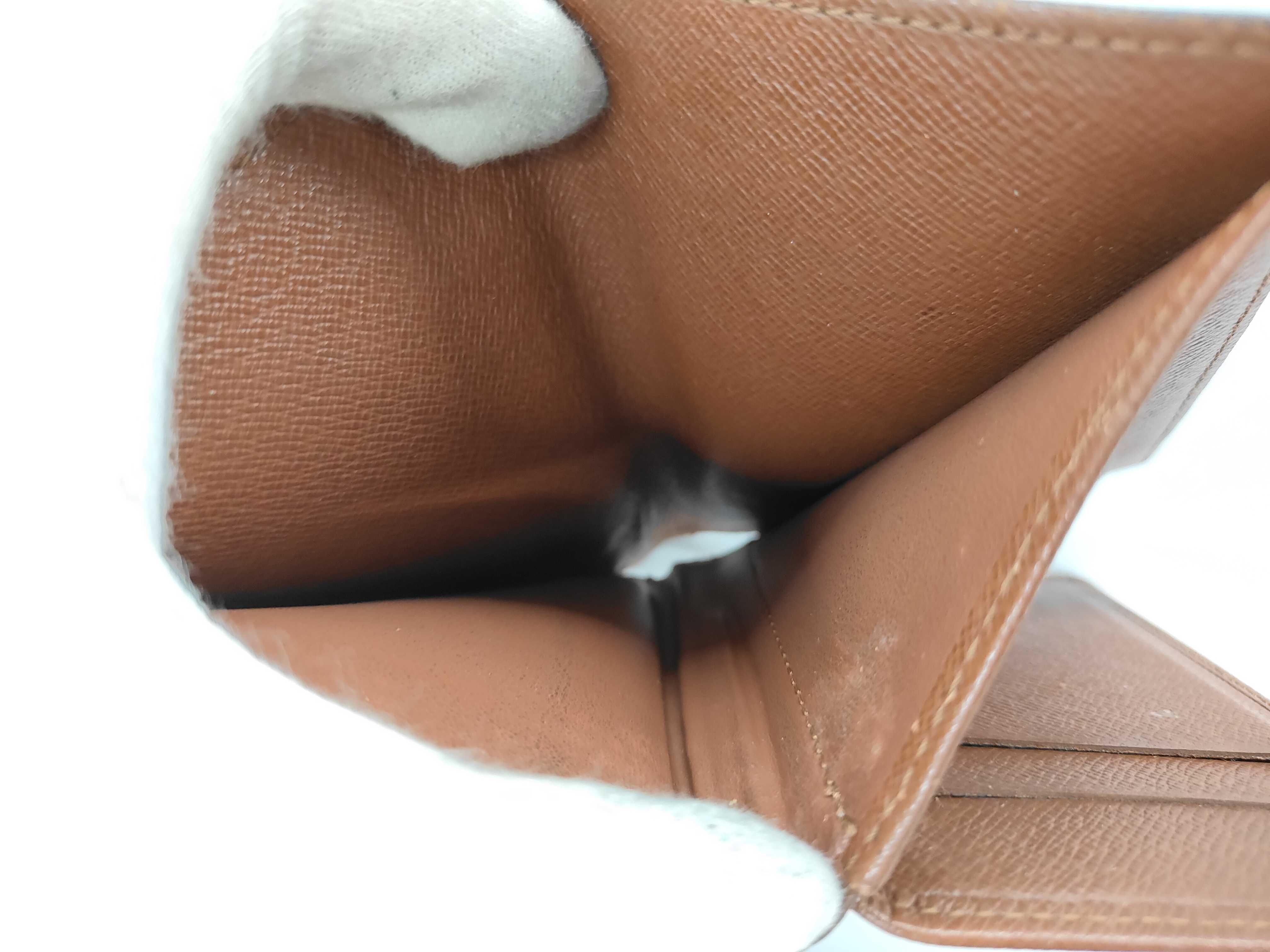 wallet — view 5