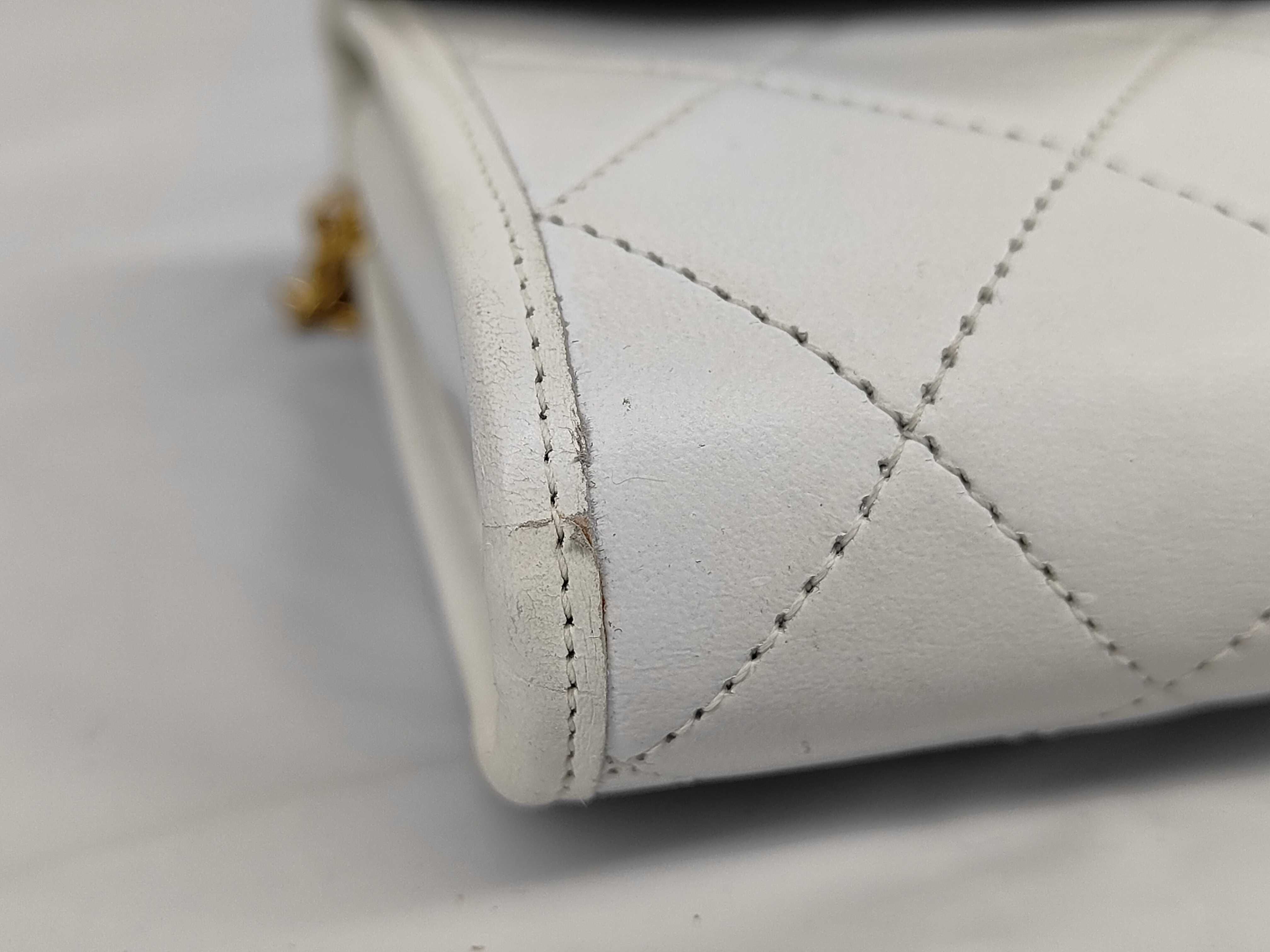 Matelassé Coco Single Chain Lambskin Half Flap Push White Shoulder Bag — view 6