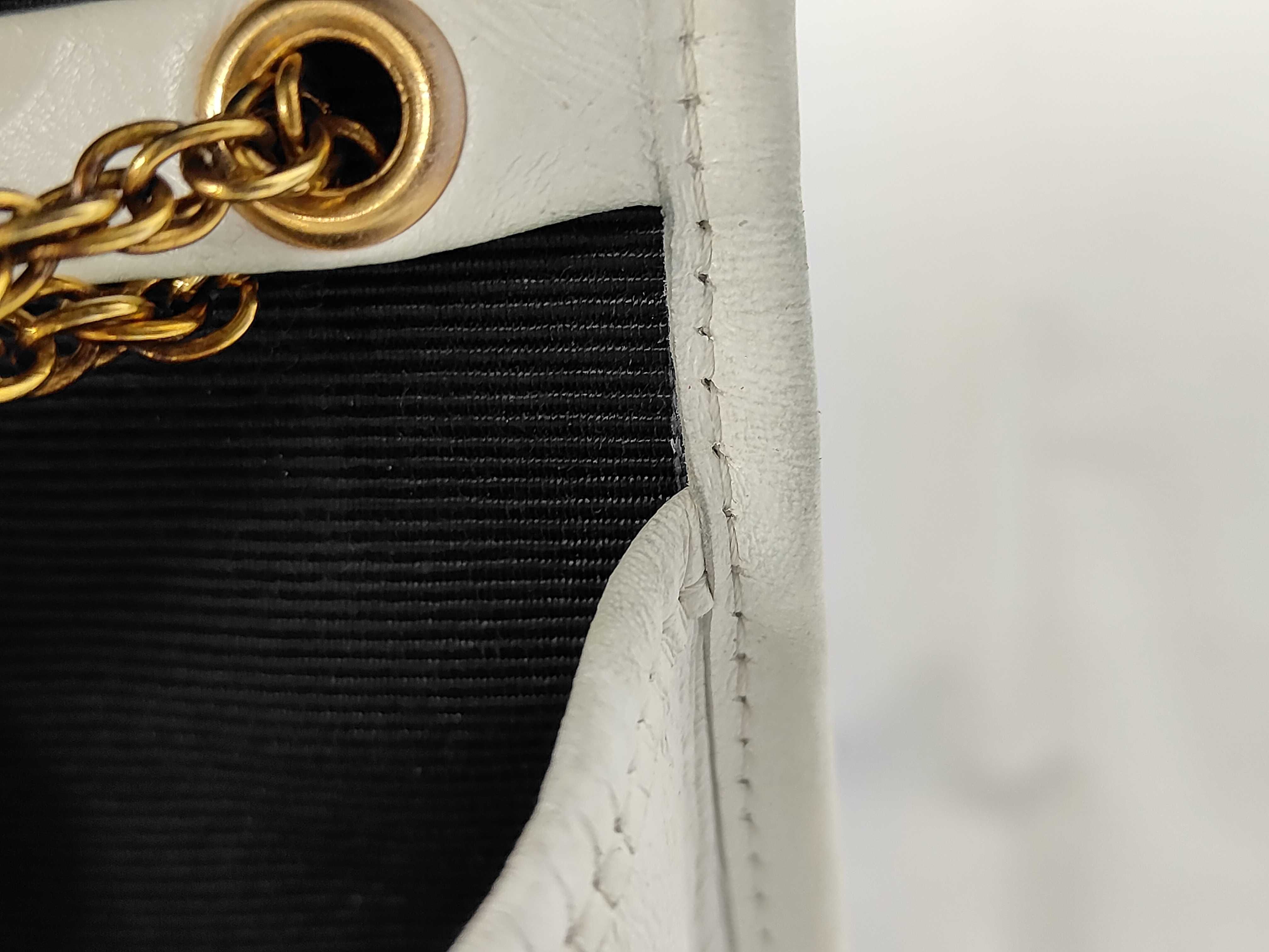 Matelassé Coco Single Chain Lambskin Half Flap Push White Shoulder Bag — view 9