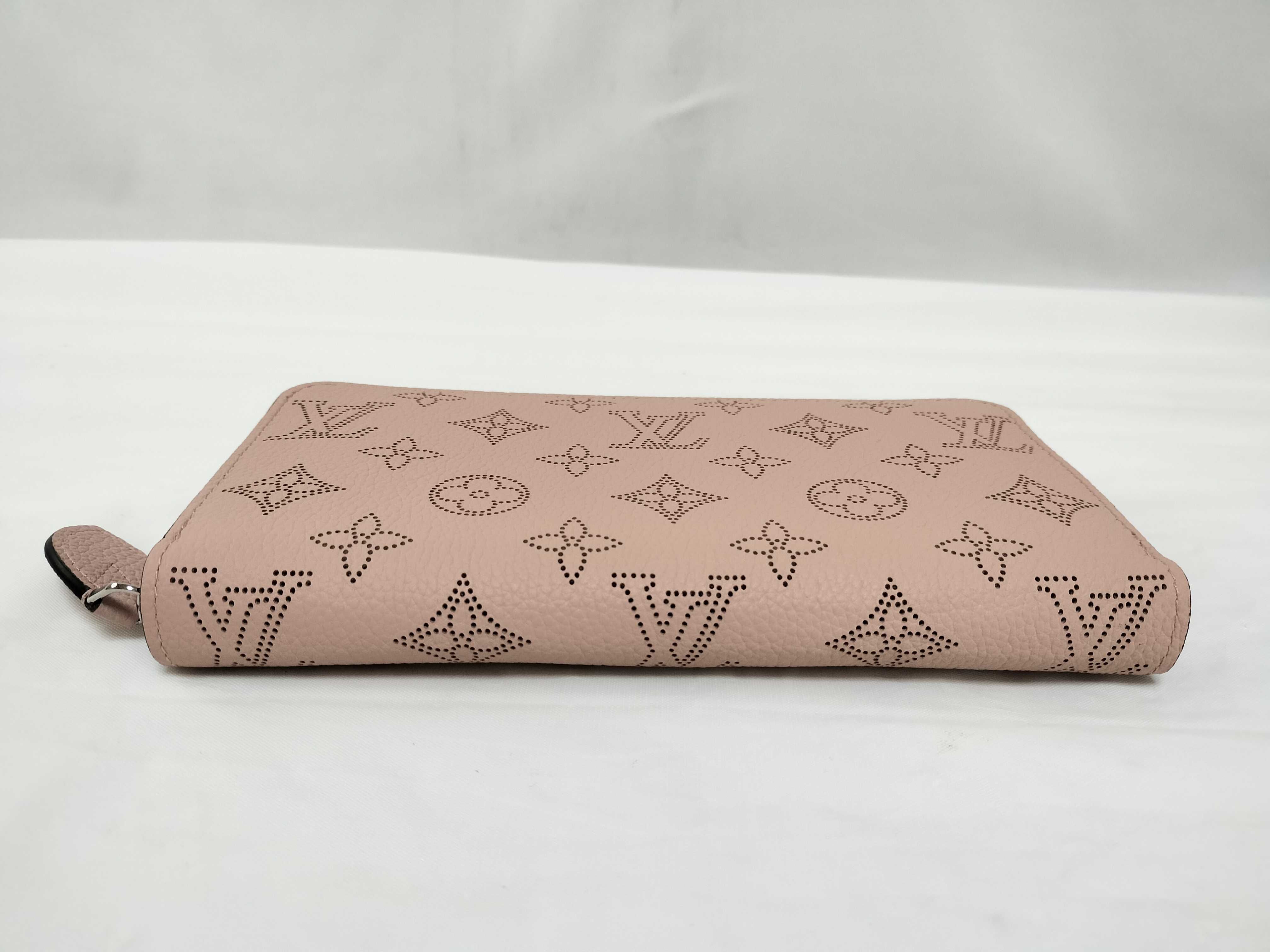 Monogram Mahina Zippy Wallet — view 3