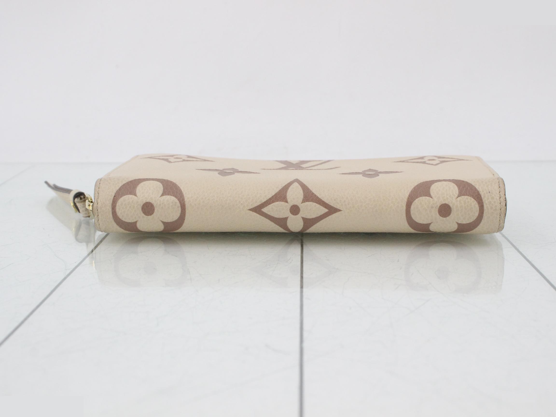 Zippy Wallet Ivory — view 3