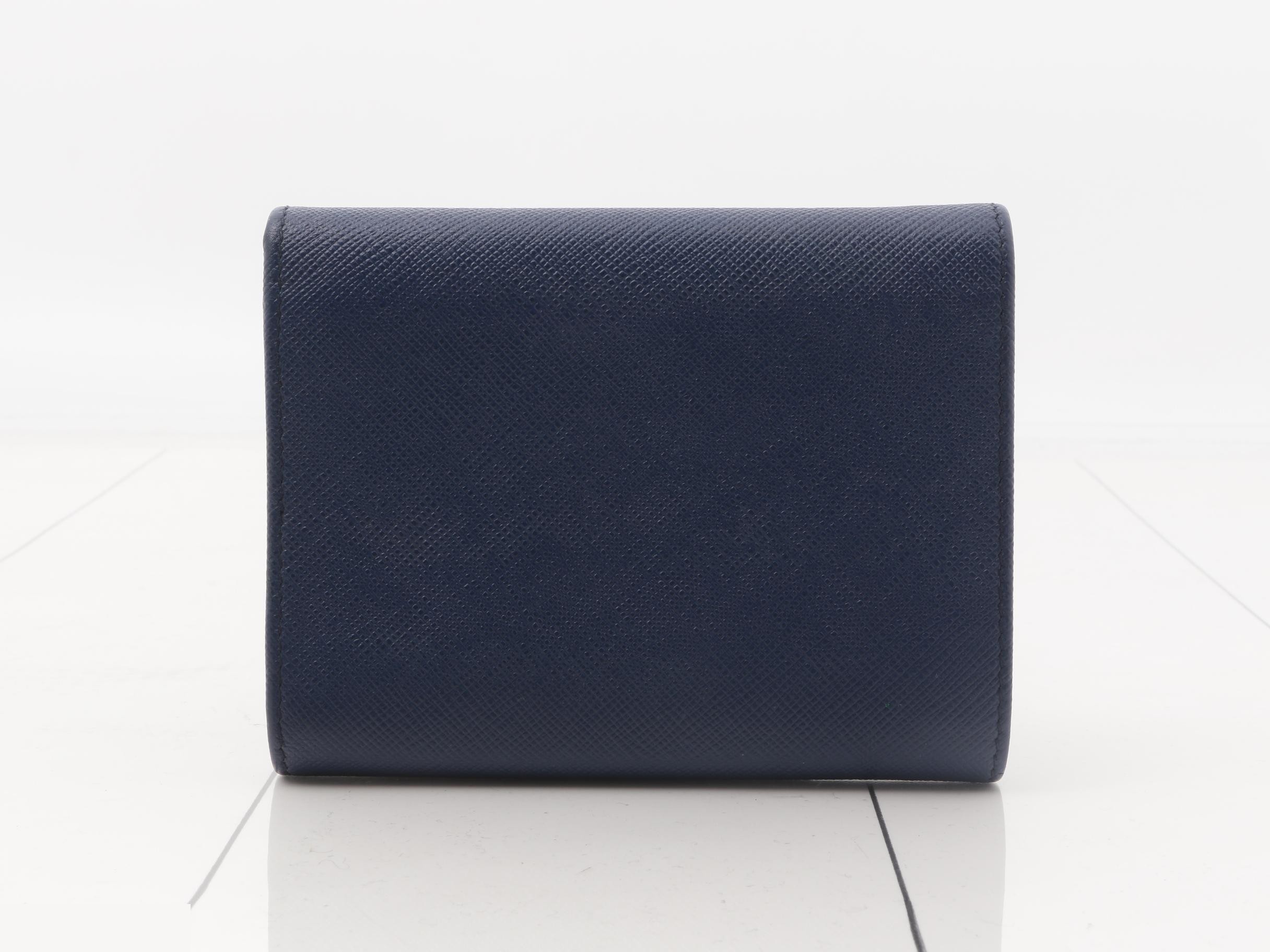 Other lines: Bags and Wallets — view 2