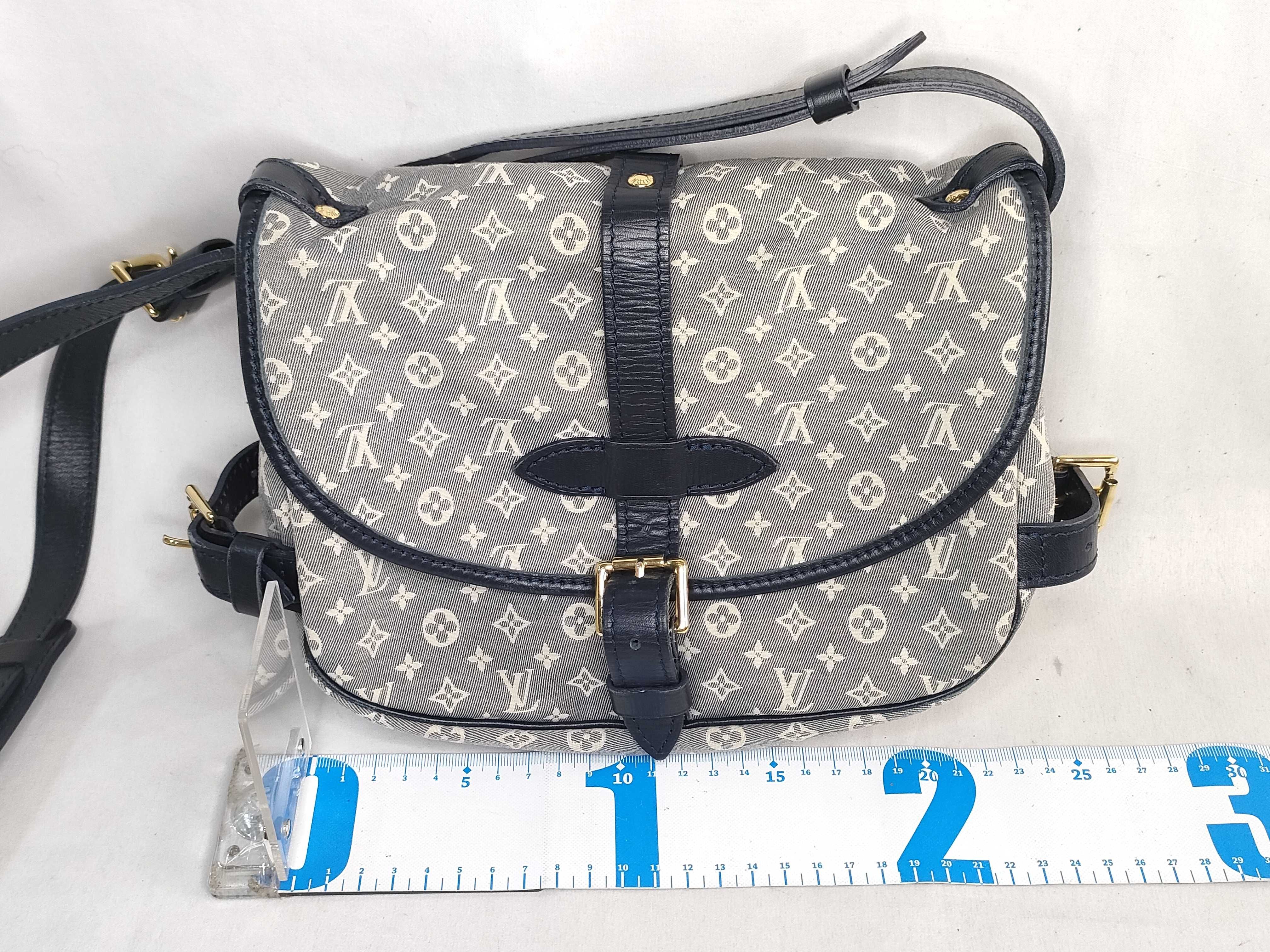Monogram Idylle Saumur PM M40666 Shoulder Bag — view 2