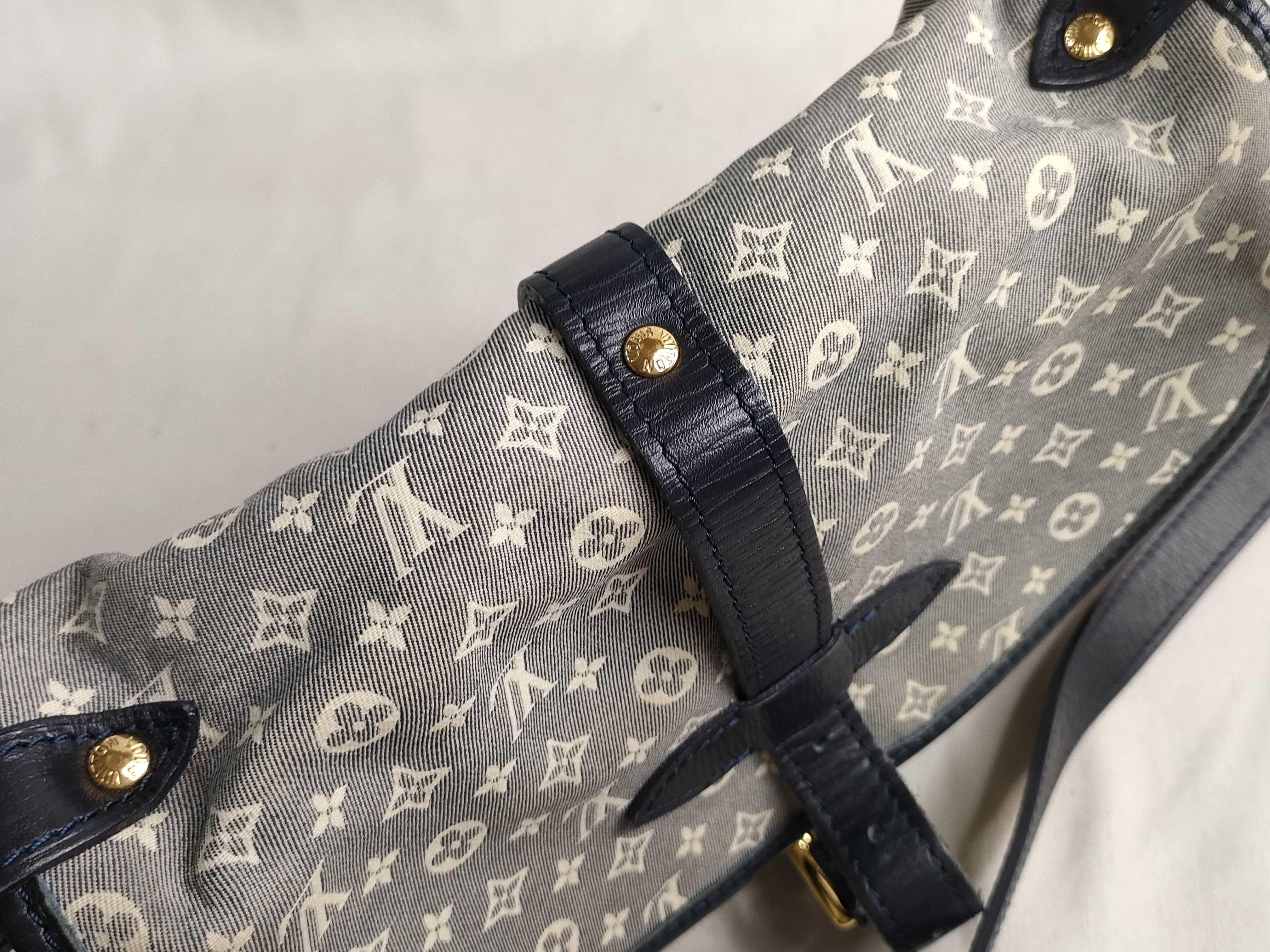 Monogram Idylle Saumur PM M40666 Shoulder Bag — view 15