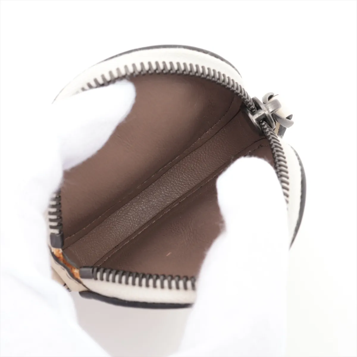 Intrecciato Bag Charm Leather x Metal White Scratching Fuzzing — view 3