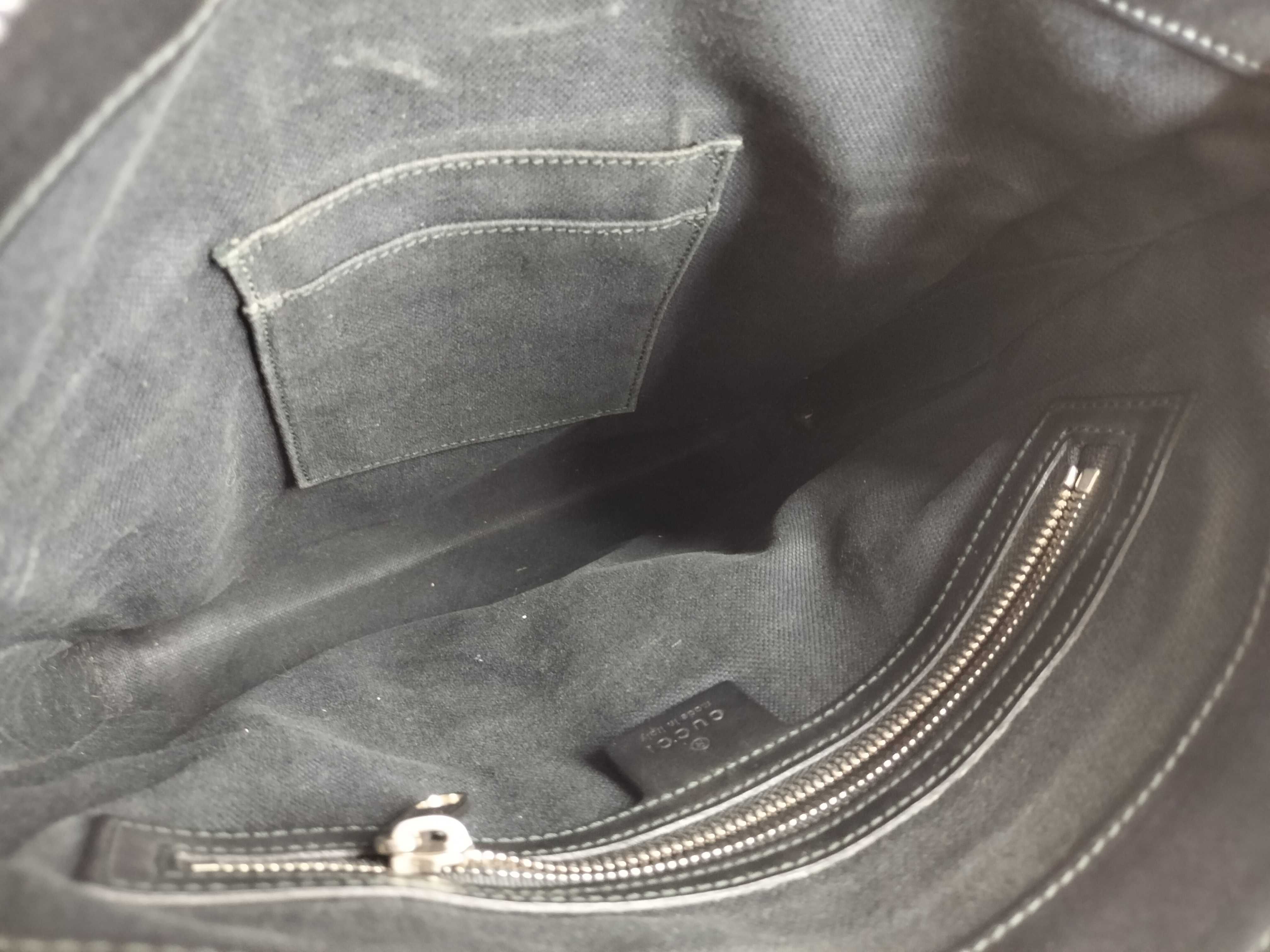 GG Canvas Crossbody Bag Shoulder Bag — view 10