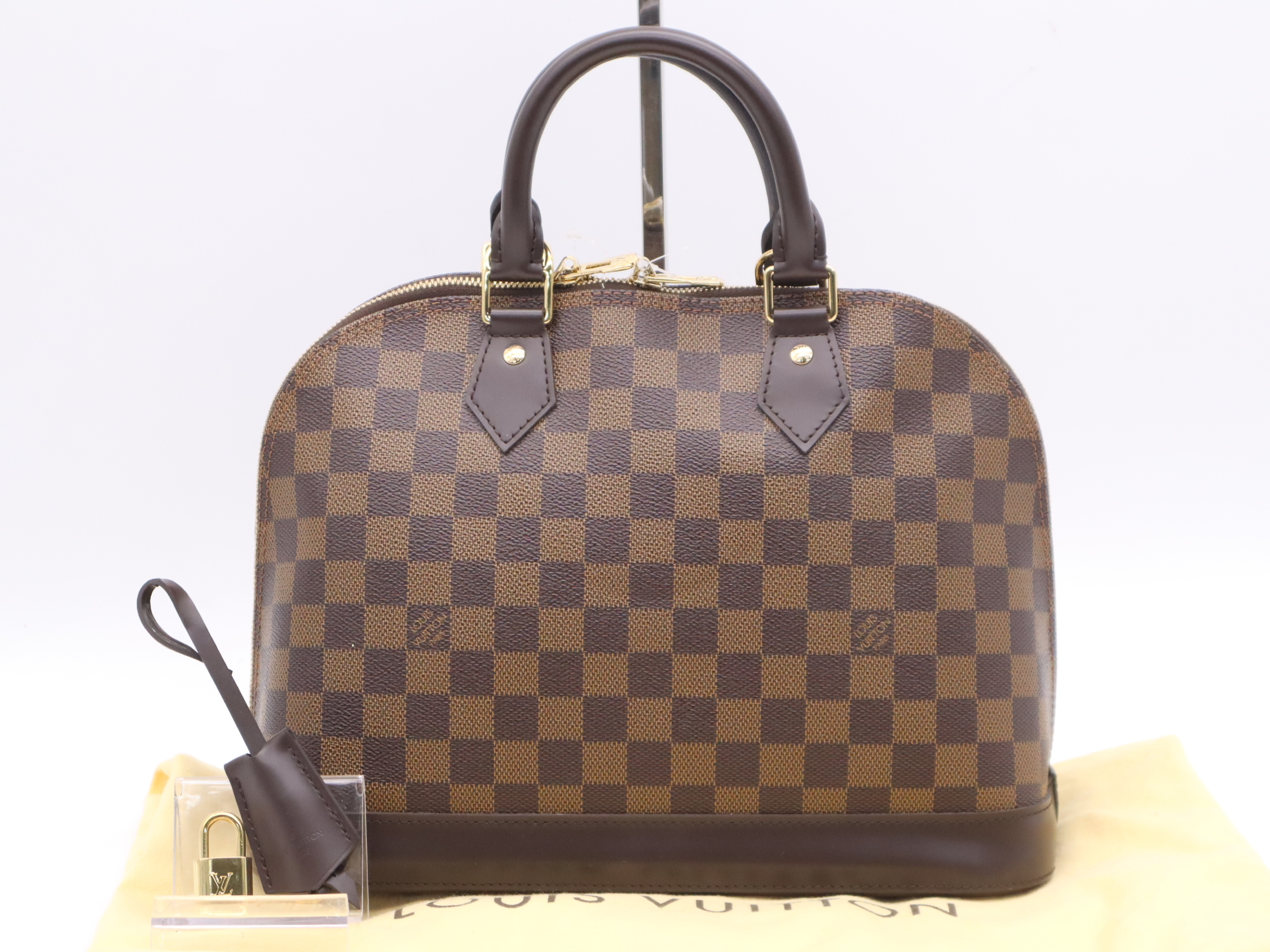 N53151 Damier Alma PM Handbag with padlock, 2 keys, clochette, and dust bag.
