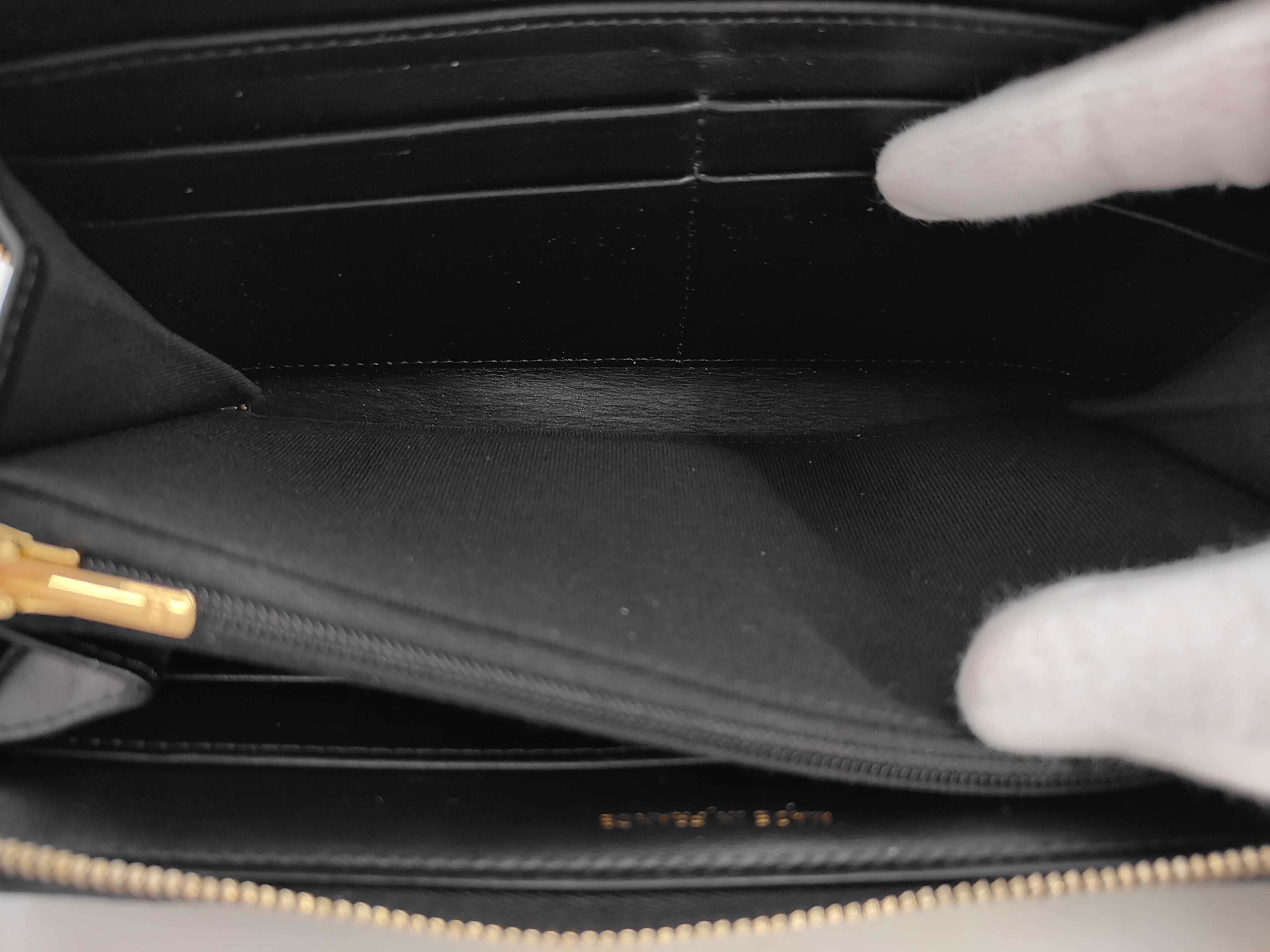 Caviar Skin Matelassé Wallet Long Wallet — view 4