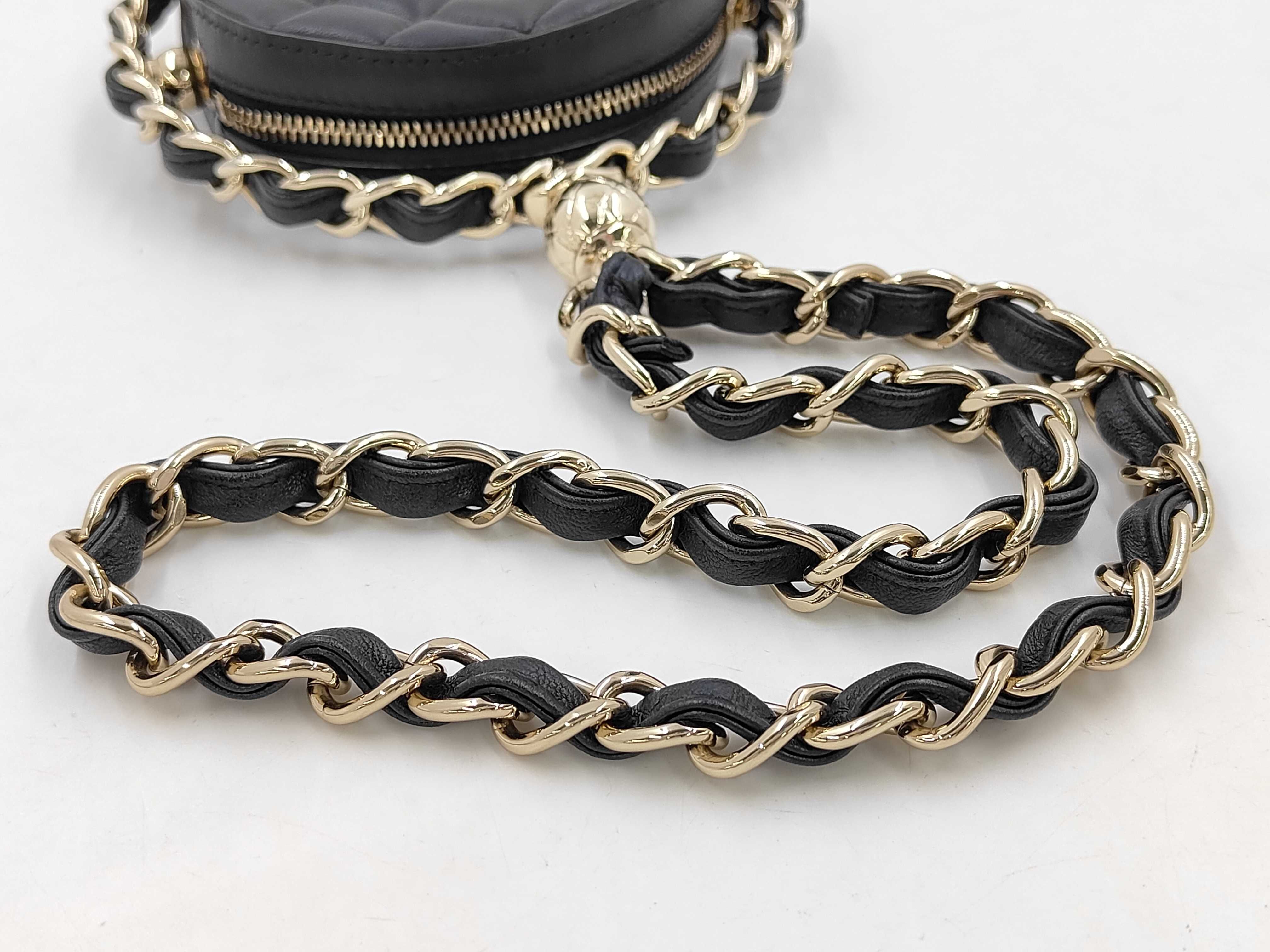 Coco Mark Frame Chain Round Handbag — view 3