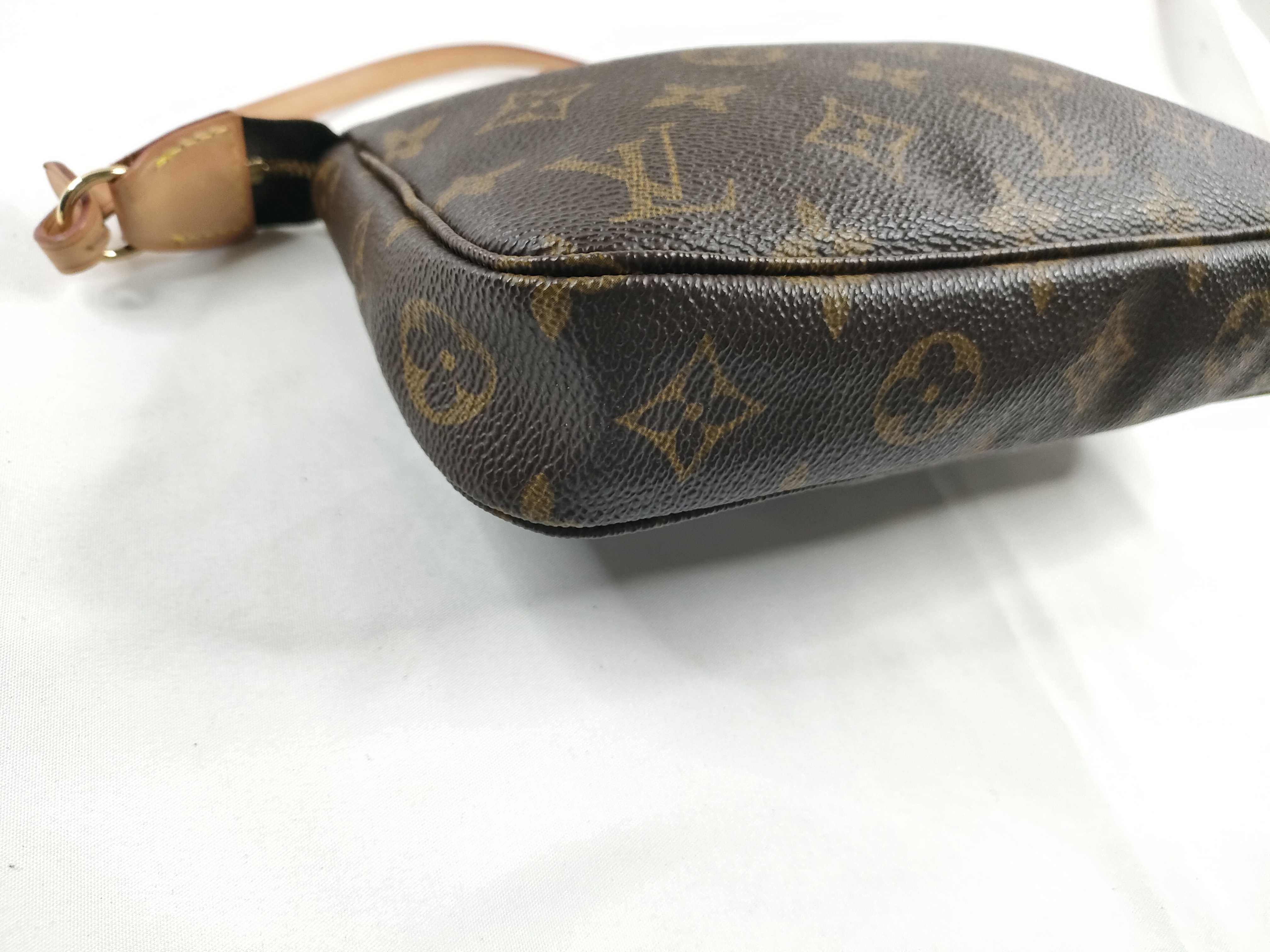 Monogram Louis Vuitton Handbag — view 3