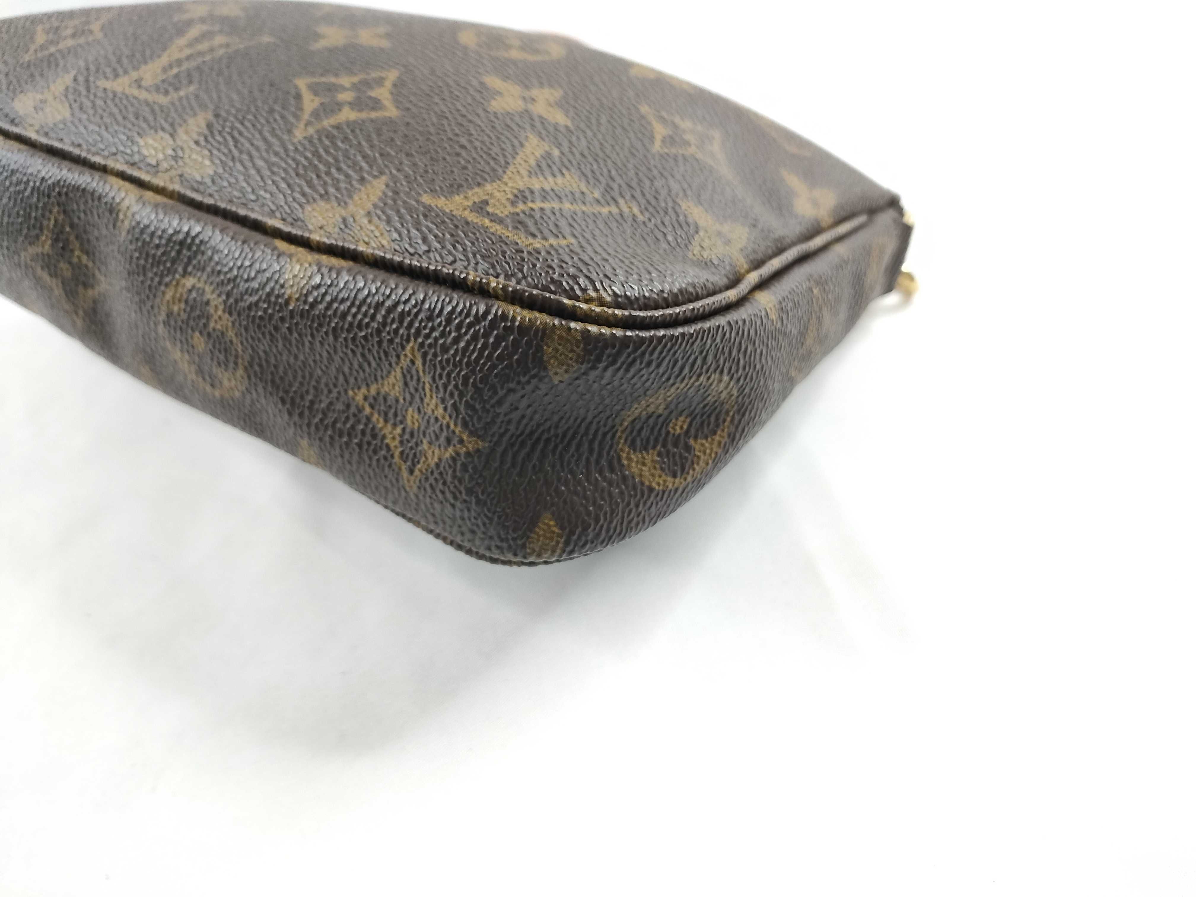 Monogram Louis Vuitton Handbag — view 5