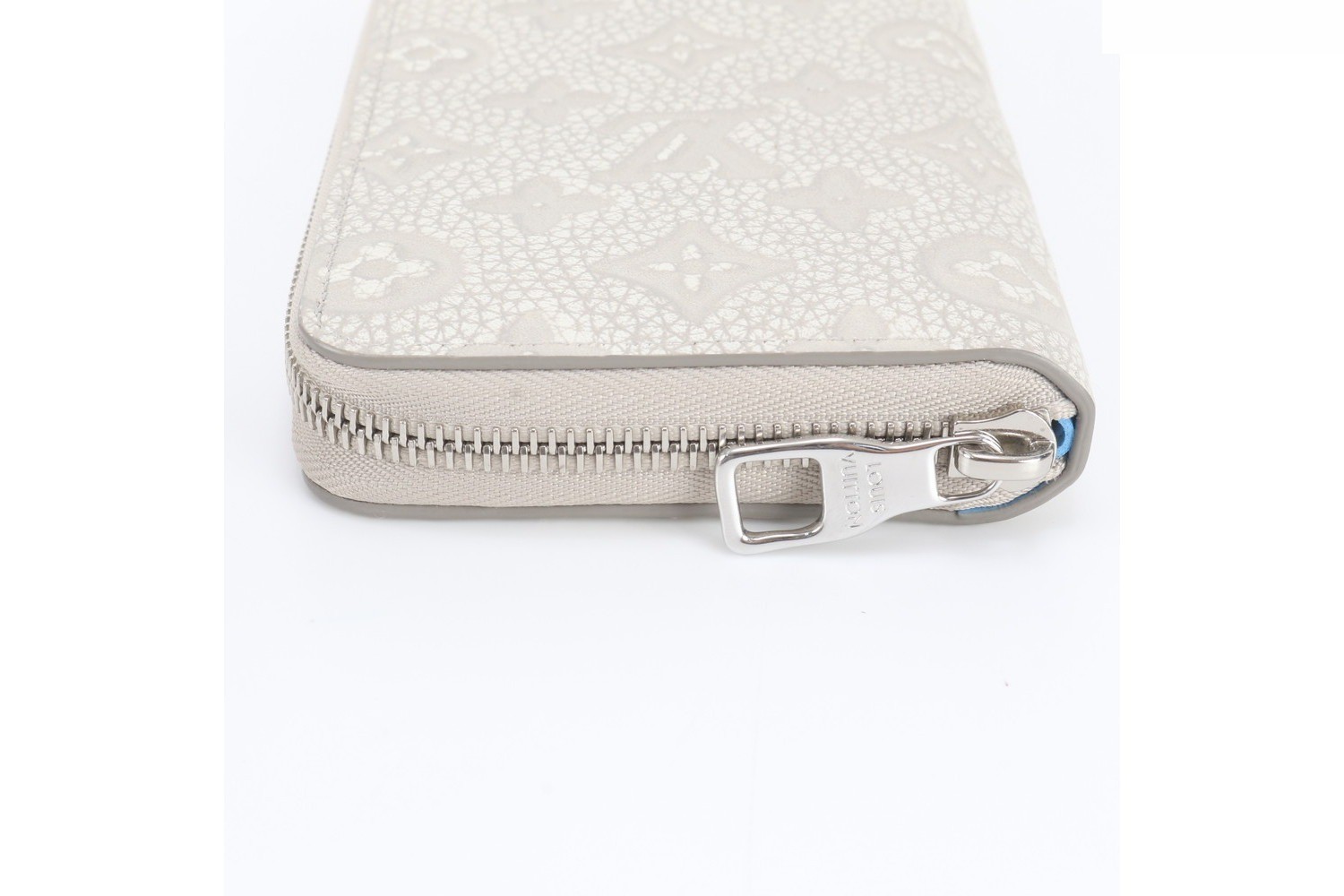 Taurillon Climbing Zippy Wallet Vertical M81573 — view 6