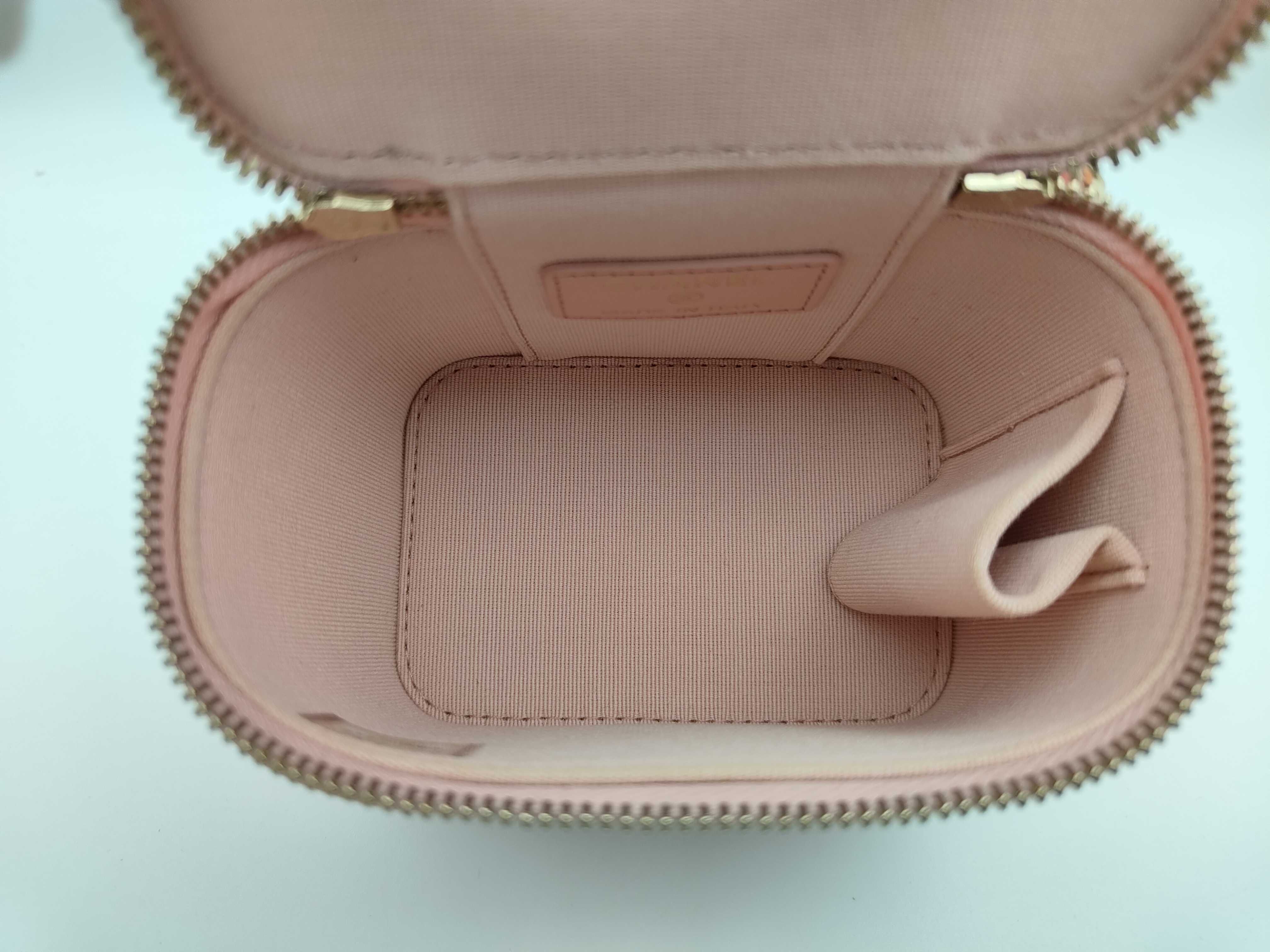 Matelassé Chain Shoulder Bag — view 4