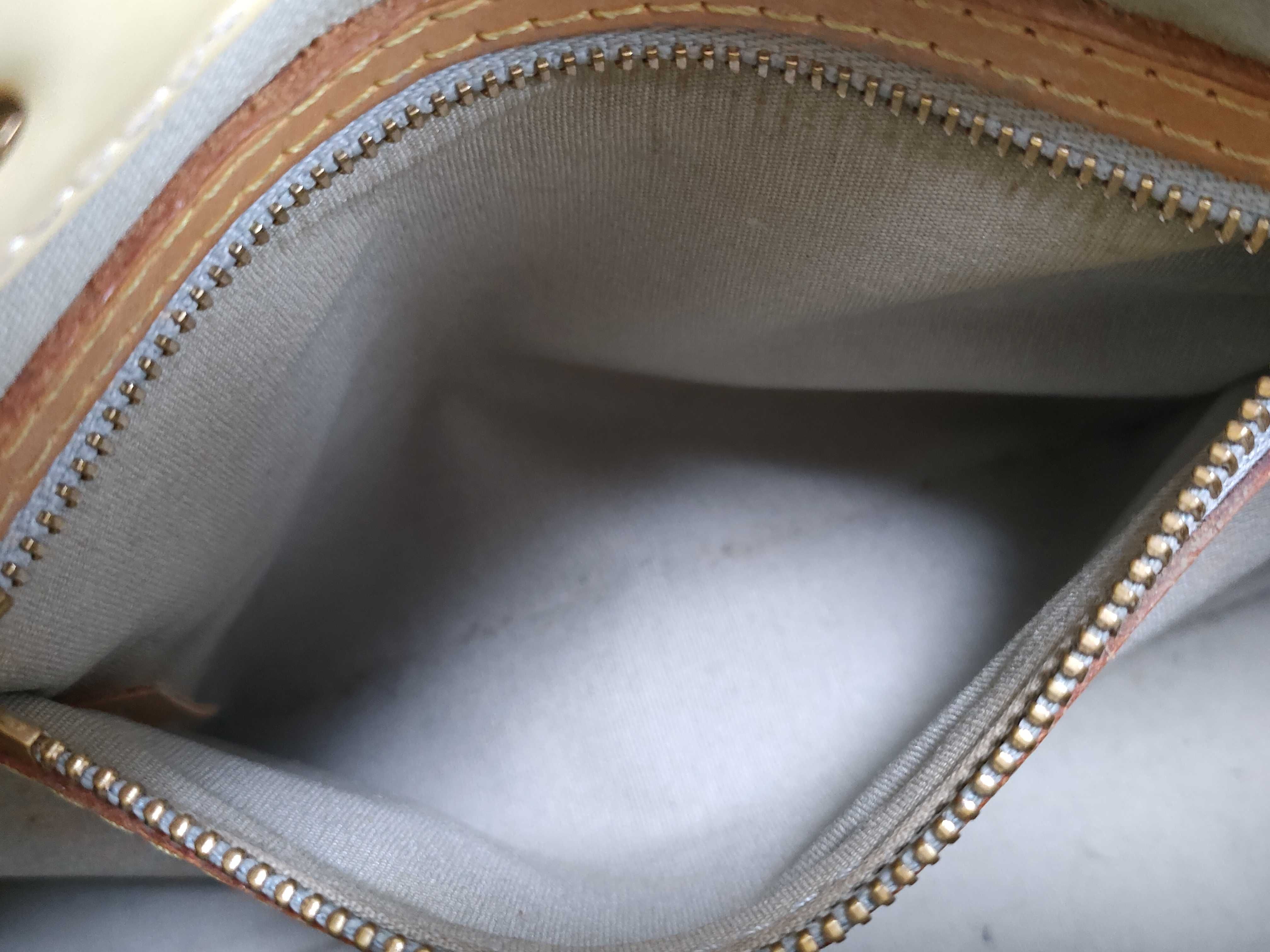 Vernis Louis Vuitton Vernis Lead PM Handbag Yellow *Internal stains and mold M91307 TH0055 Handbag — view 10