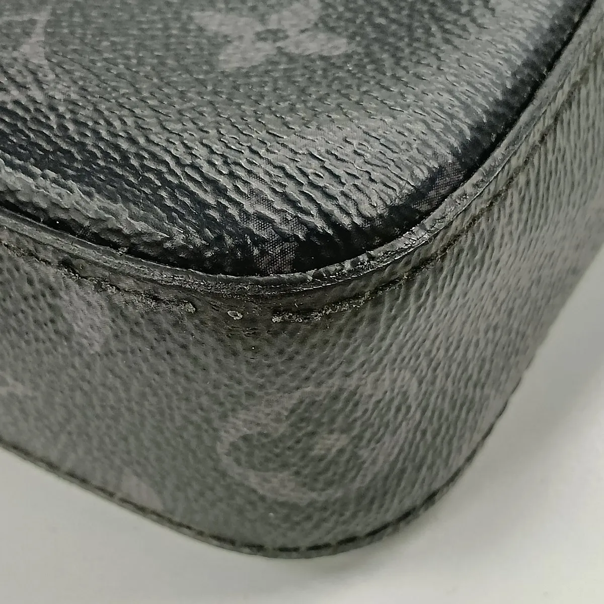Monogram Eclipse Trio Messenger M69443 Black (RFID detected) — view 14