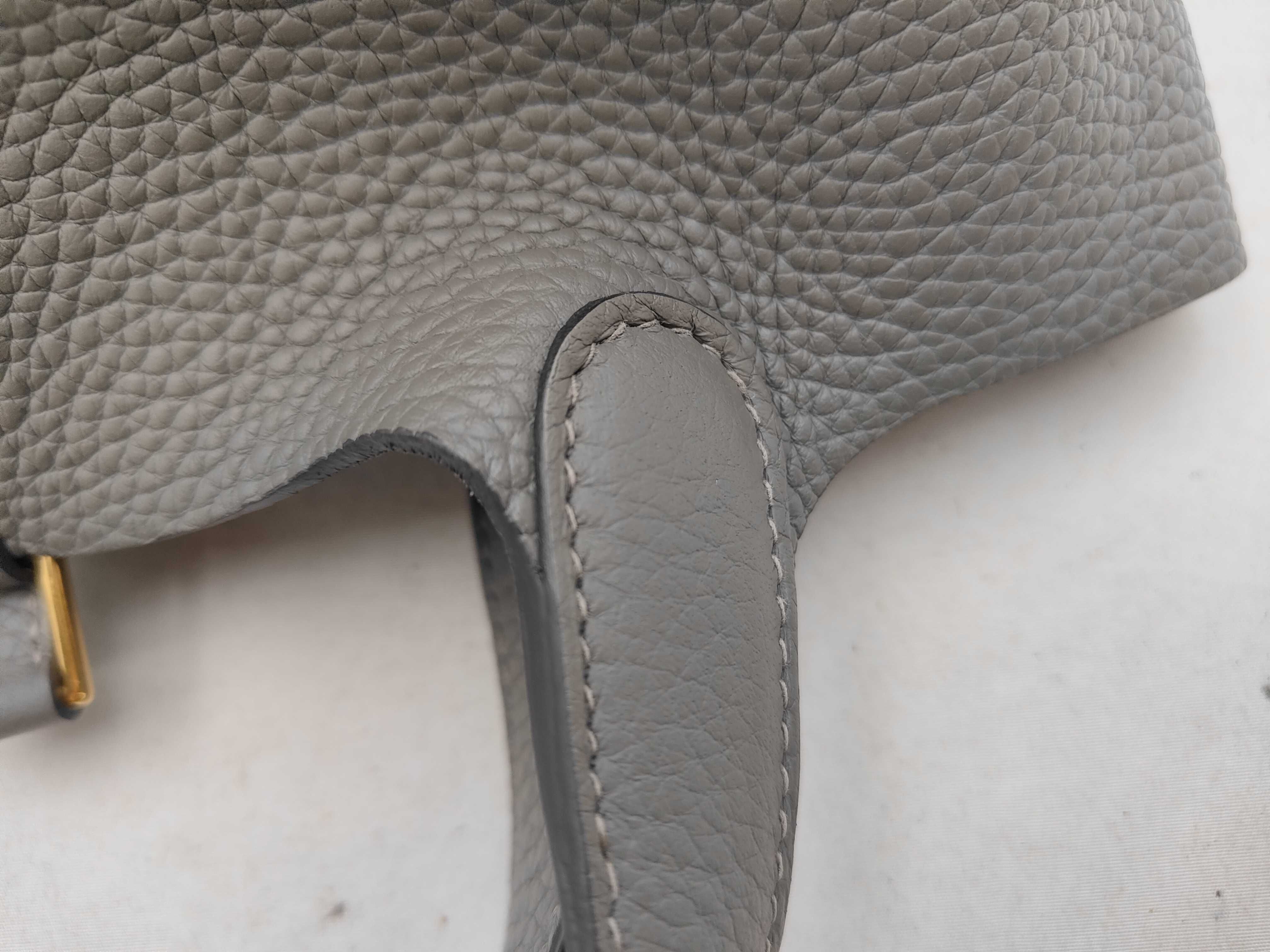Picotin Lock 18 PM, Taurillon Clemence leather, Grimayer finish, gold hardware, U: 2022 model, handbag — view 5