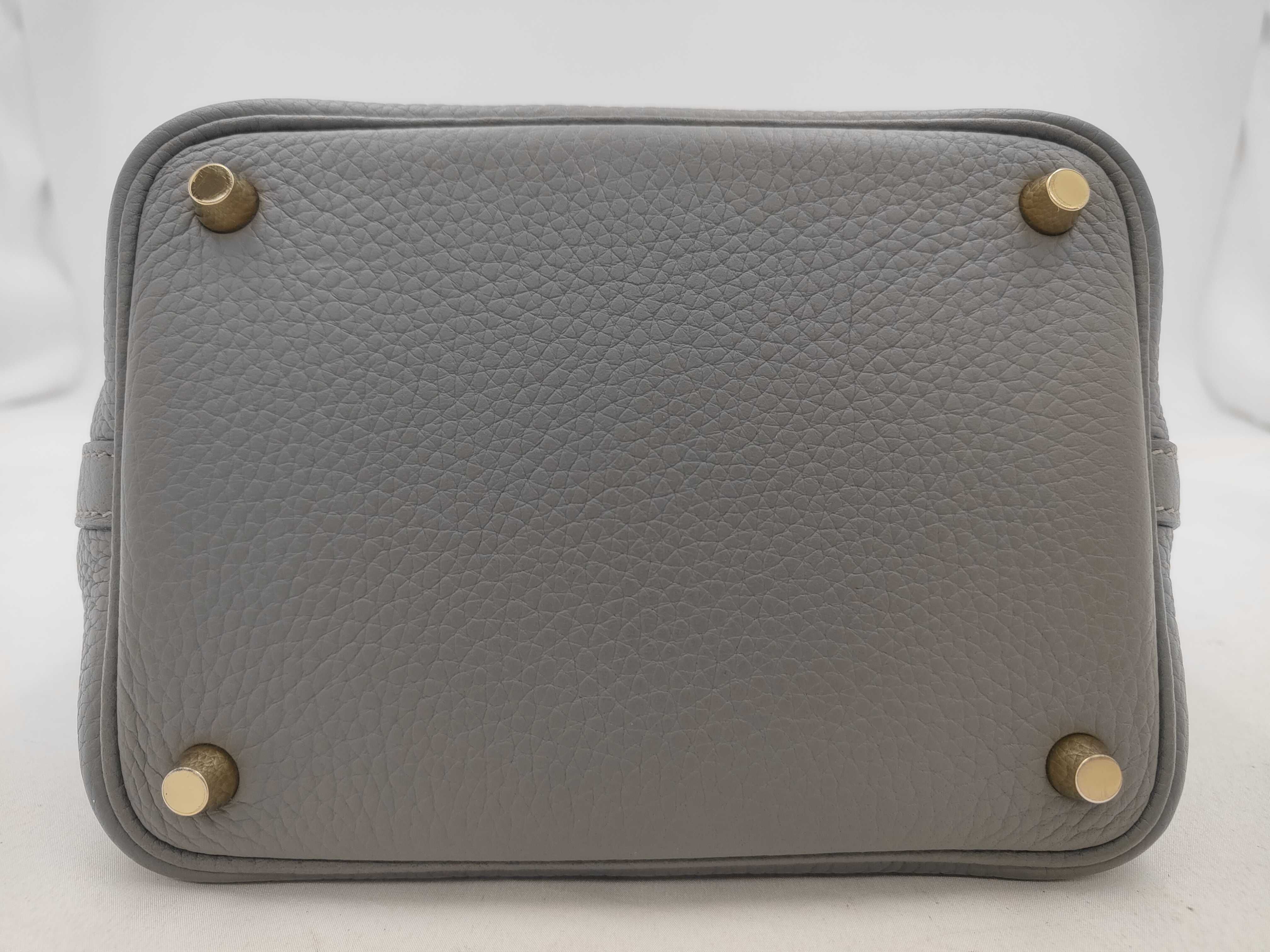Picotin Lock 18 PM, Taurillon Clemence leather, Grimayer finish, gold hardware, U: 2022 model, handbag — view 7