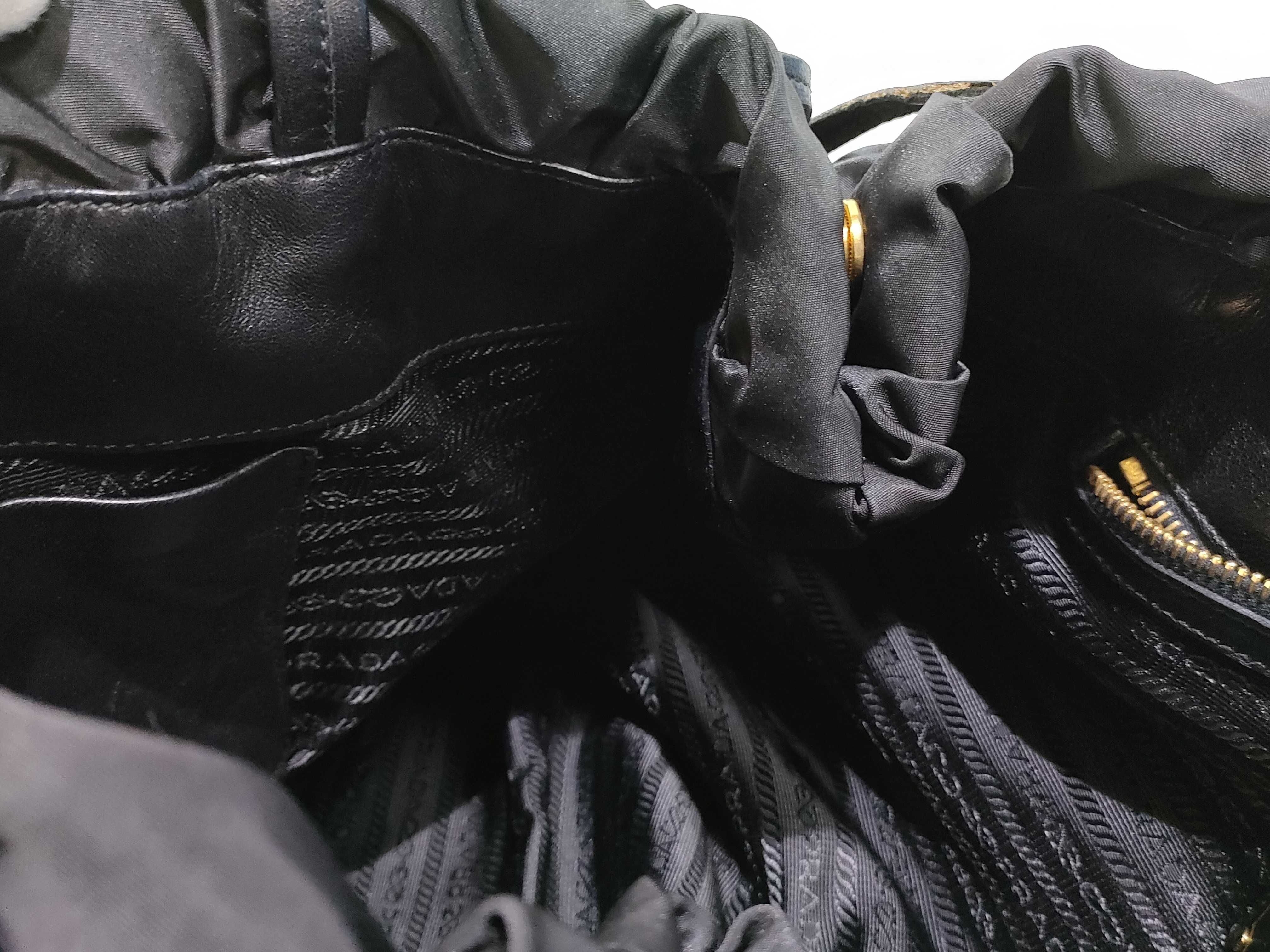 Nylon Prada Tessuto x Leather Tote Bag Black BN1758 Tote Bag — view 9