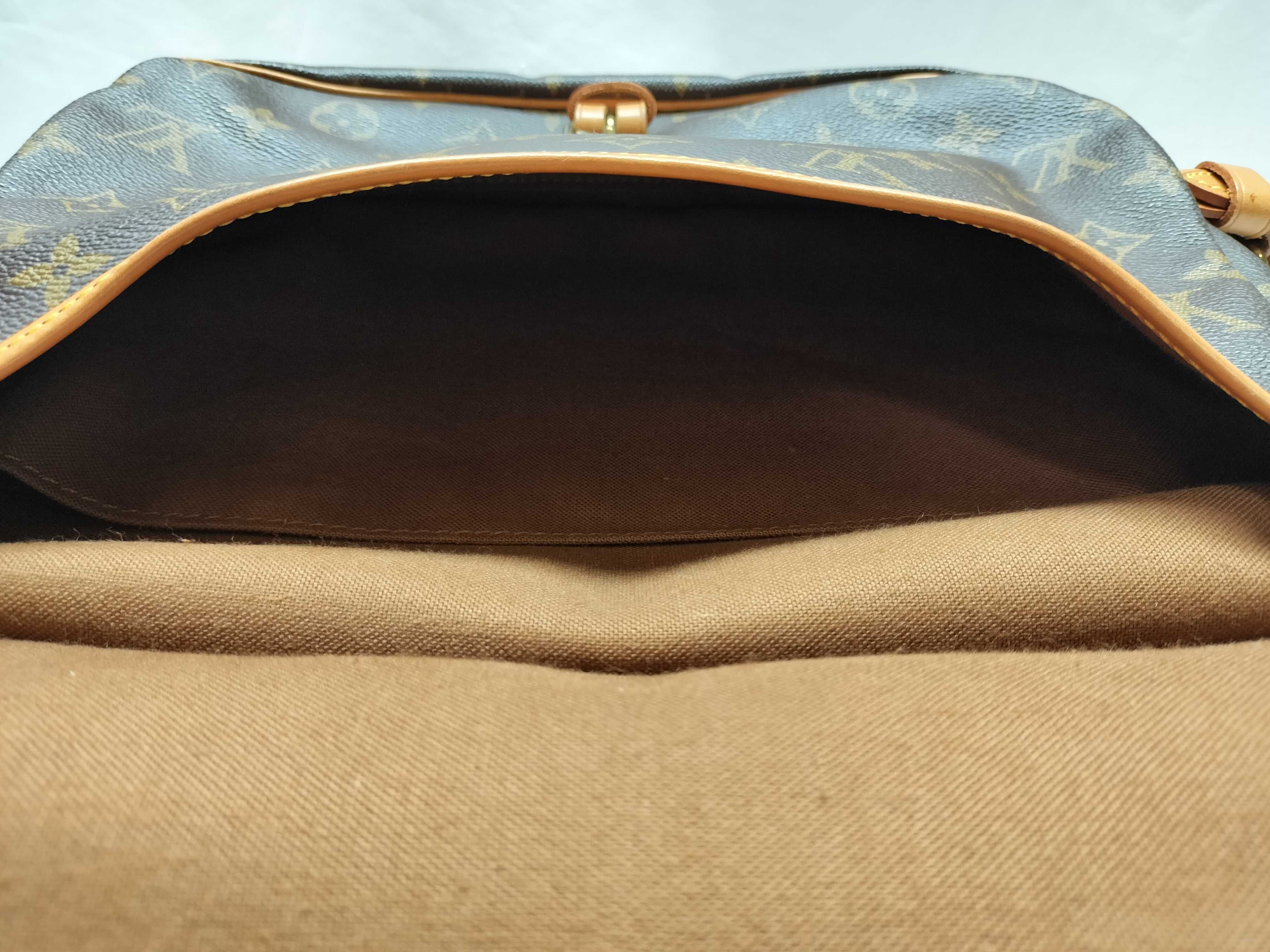 Monogram Saumur 30 M42256 AR8903 Shoulder Bag — view 11